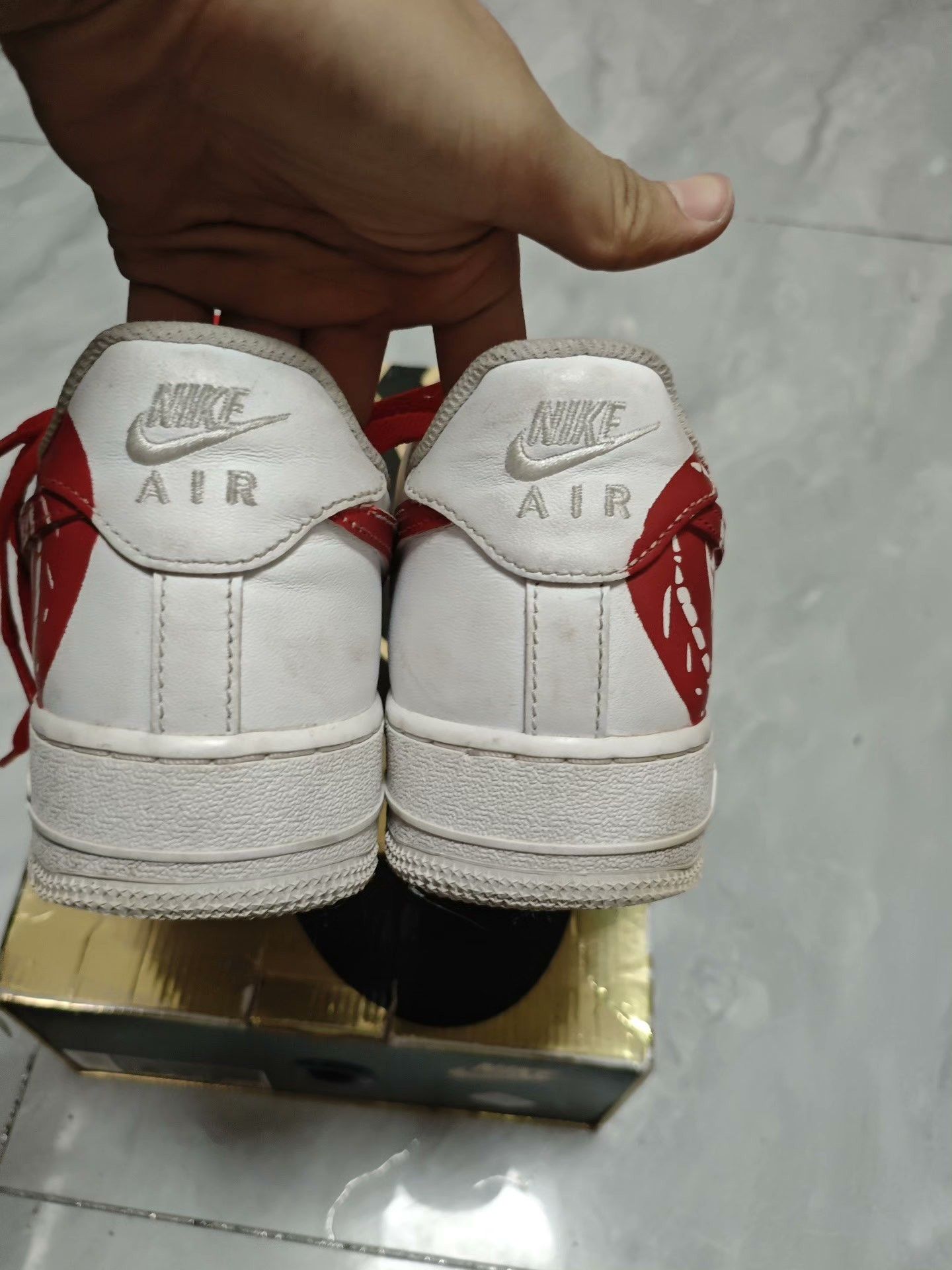 Nike Nike Retro White Lowtop Sneakers 9 Men Size US 9 / EU 42 - 6 Thumbnail
