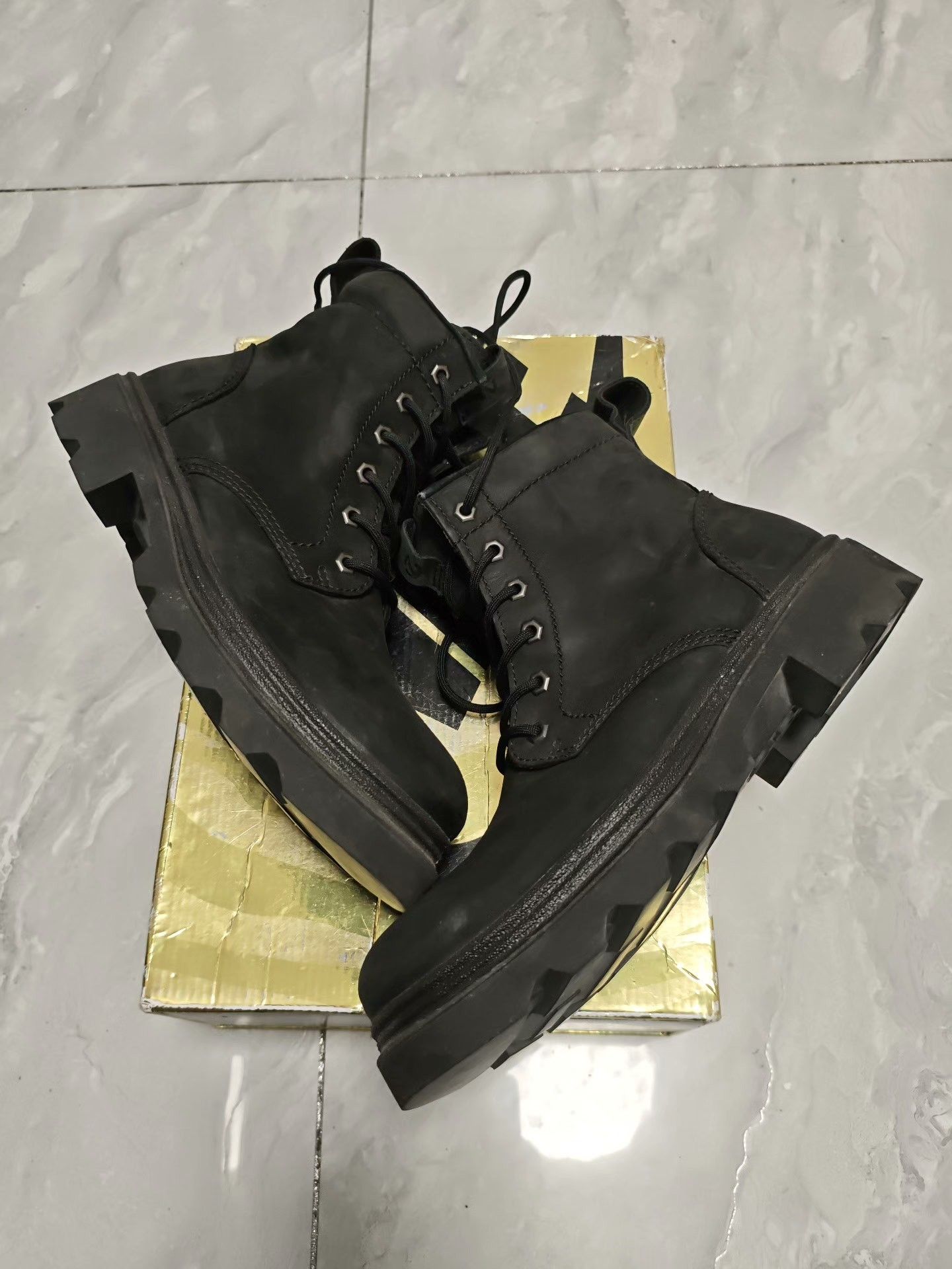 Ecco ECCO Leather Black Boots 8 Men Size US 8 / EU 41 - 3 Thumbnail