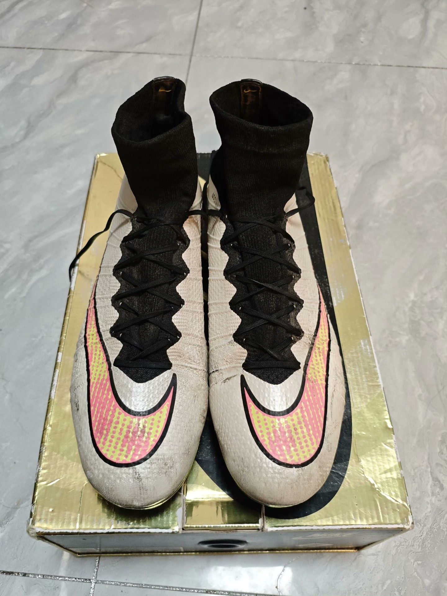 Nike Nike Multi Lowtop Sneakers 10 Men Size US 10 / EU 43 - 2 Thumbnail