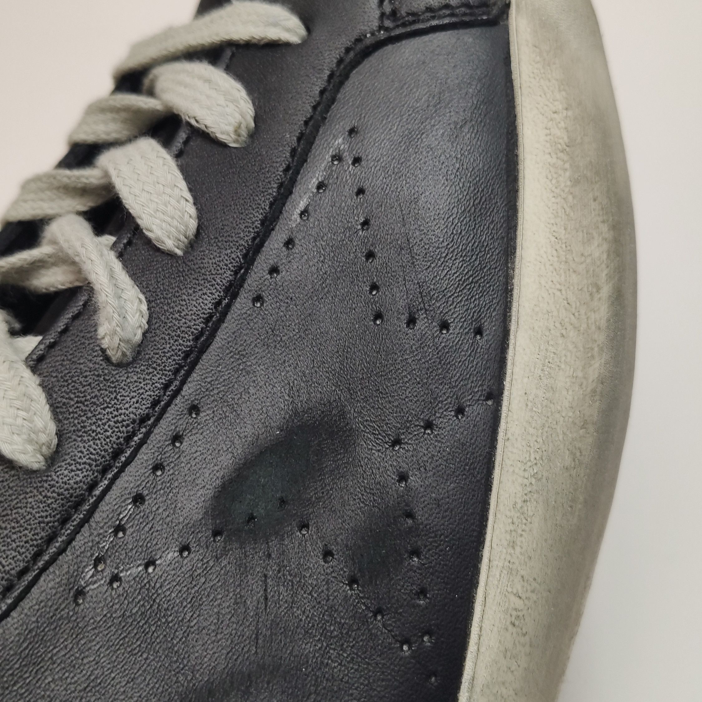 Golden Goose Golden Goose Super-Star Black Leather Sneakers 41 Size US 8 / EU 41 - 8 Thumbnail