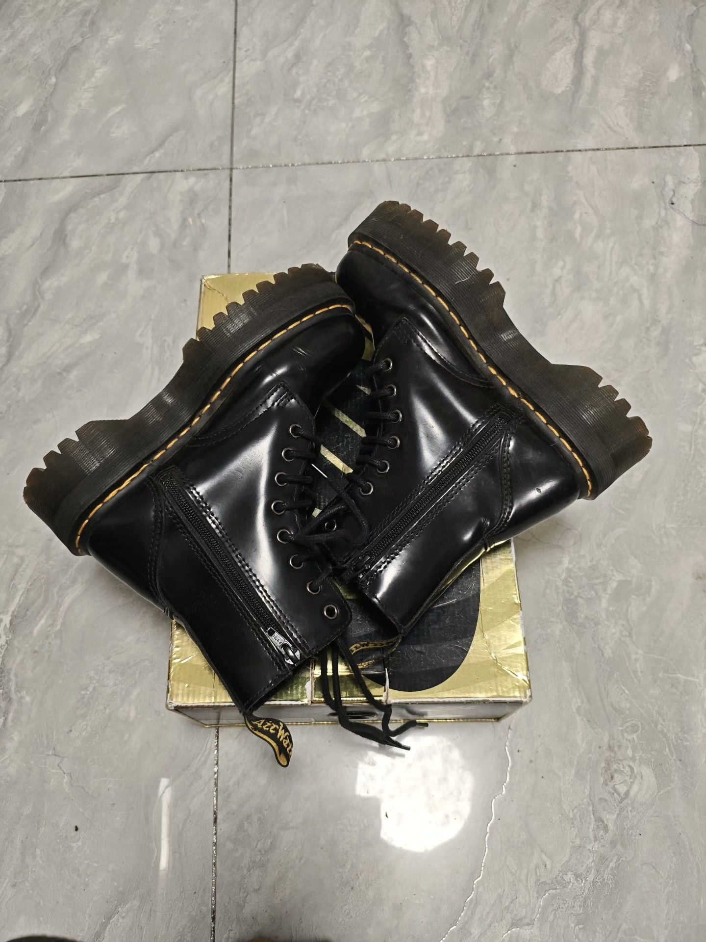 Dr. Martens Dr. Martens Casual Black Boots us_7 Women Size US 7 / IT 37 - 4 Thumbnail