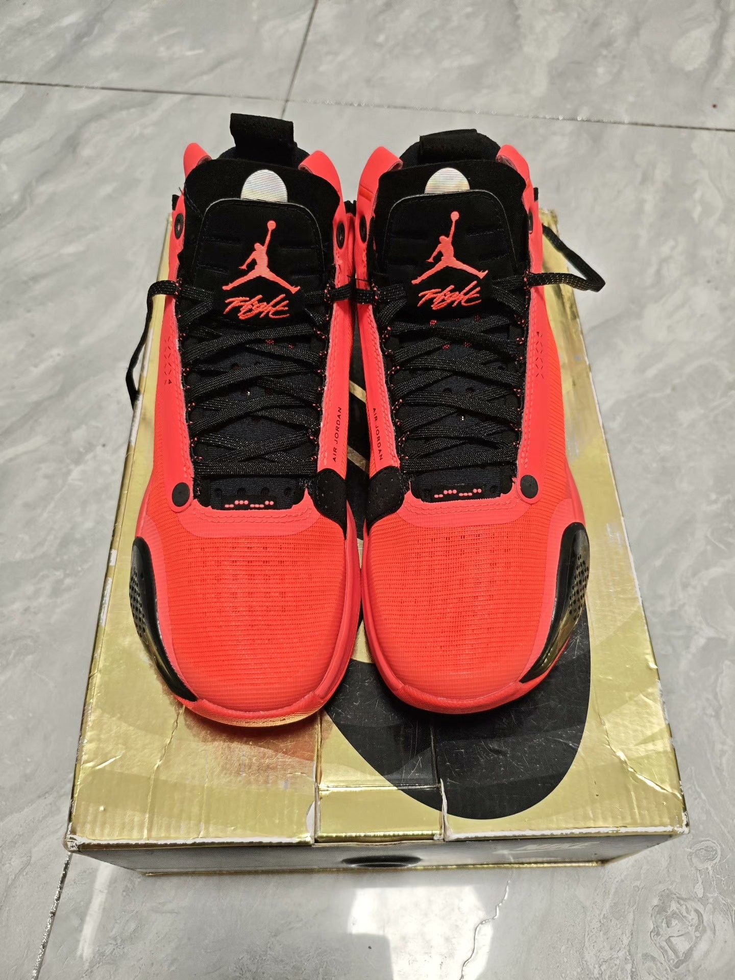 Jordan Brand Jordan Brand Black Lowtop Sneakers 5 Men Size US 5 / EU 37 - 2 Thumbnail