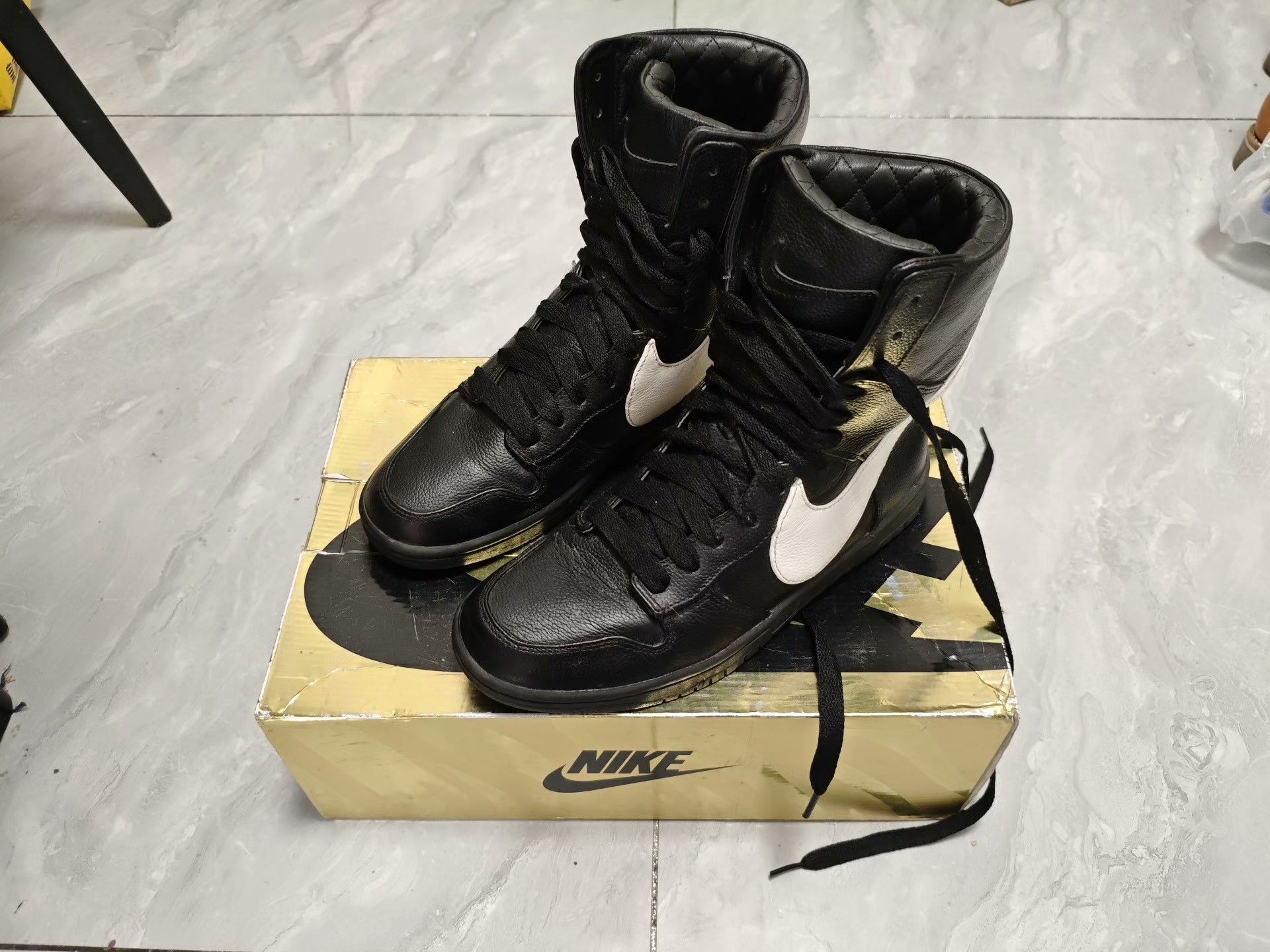 Nike Nike DUNK Black Hitop Sneakers 7 Men Size US 7 / EU 40 - 2 Thumbnail