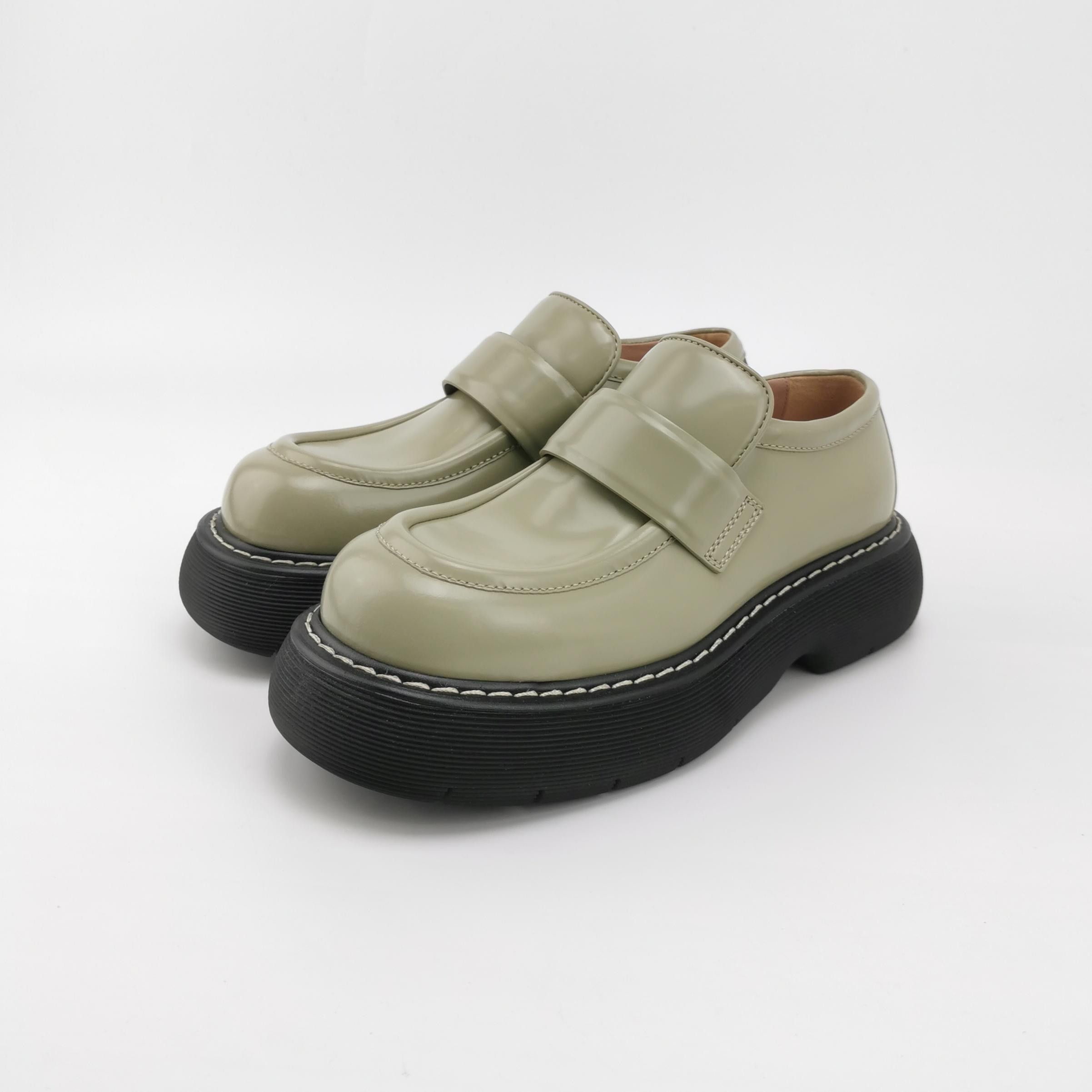 Bottega Veneta Bottega Veneta Lug Sole Leather Loafers 39 Size US 6 / EU 39 - 3 Thumbnail