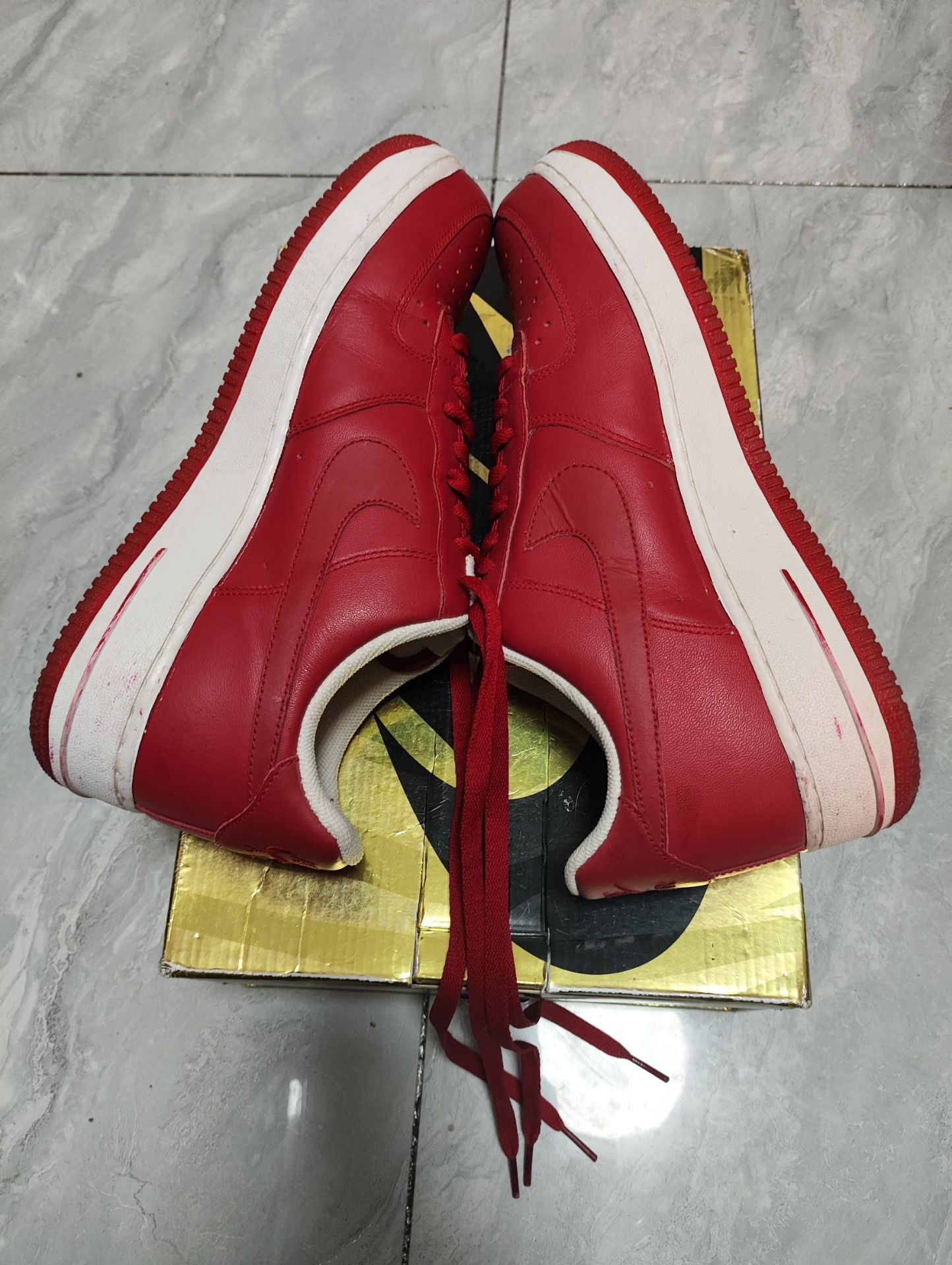 Nike Nike Red Lowtop Sneakers 11 Men Size US 11 / EU 44 - 4 Thumbnail