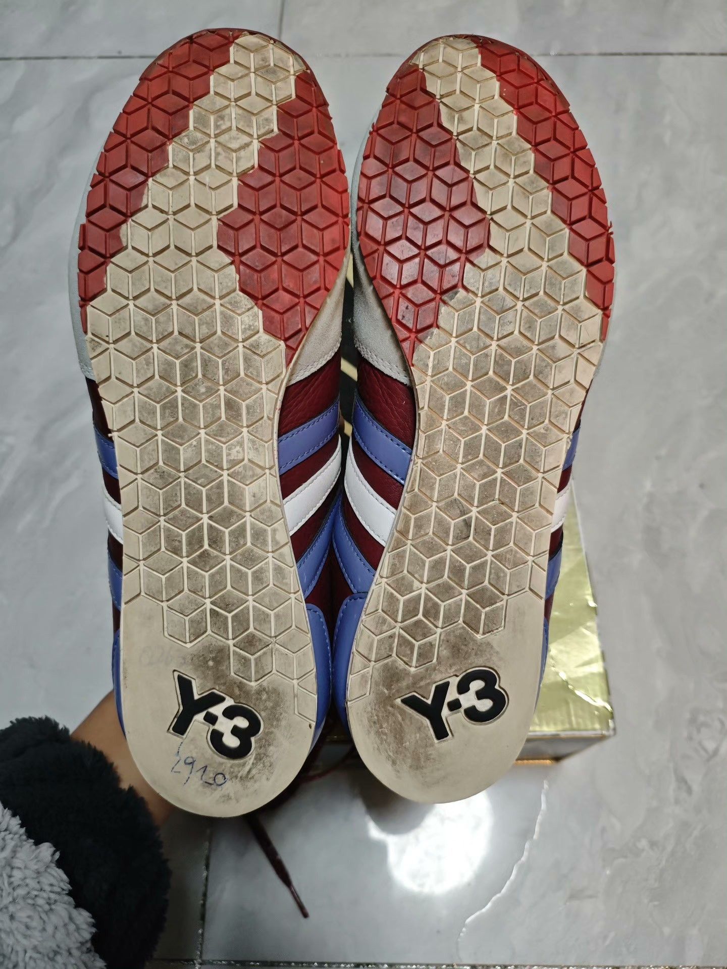 Yohji Yamamoto Yohji Yamamoto Premium Red Lowtop Sneakers 10 Men Size US 10 / EU 43 - 5 Thumbnail