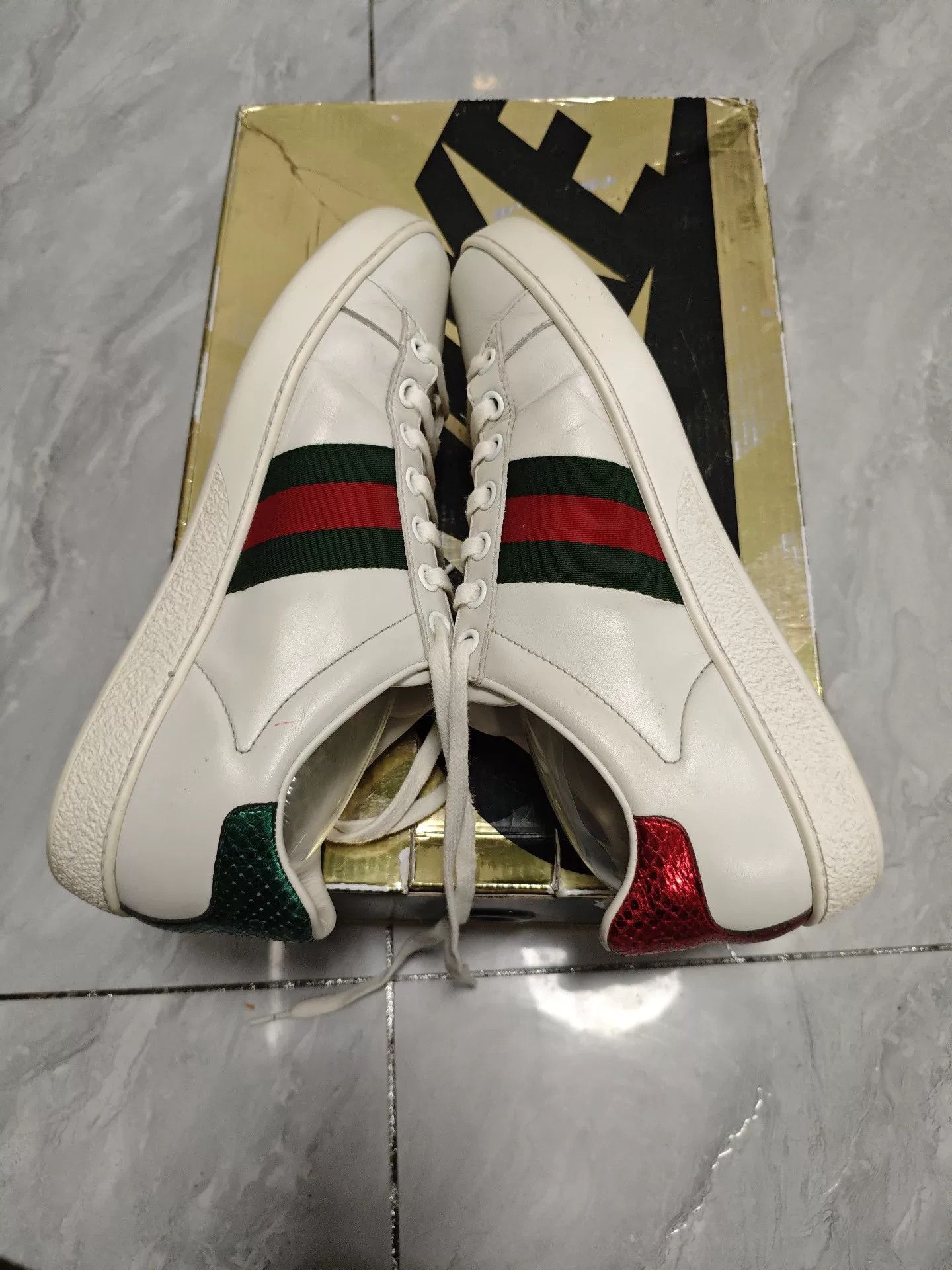 Gucci Gucci Embroidered Green Lowtop Sneakers us_6-5 Women Size US 6.5 / IT 36.5 - 4 Thumbnail