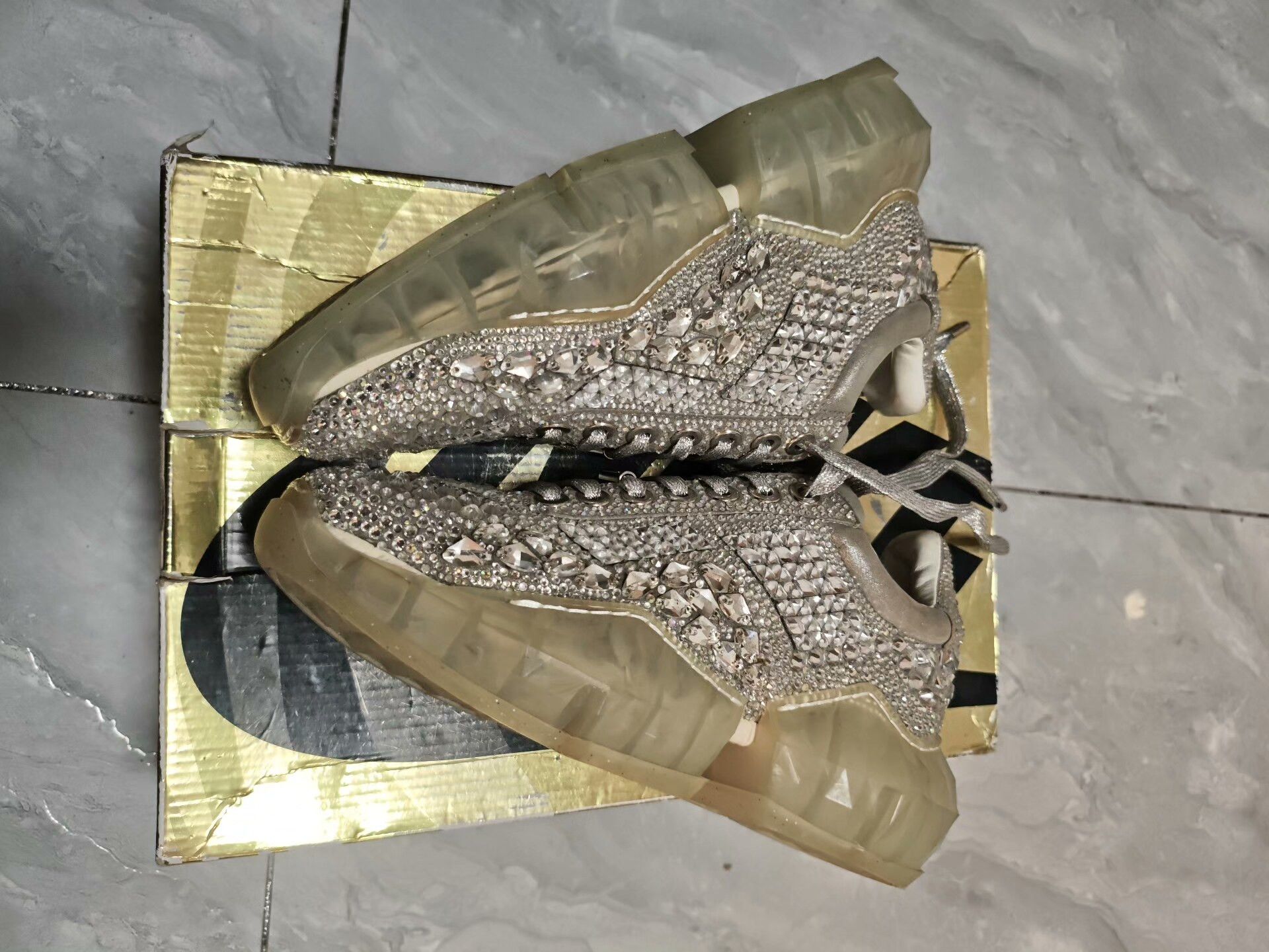 Jimmy Choo Jimmy Choo Suede Silver Lowtop Sneakers us_8 Women Size US 8 / IT 38 - 3 Thumbnail