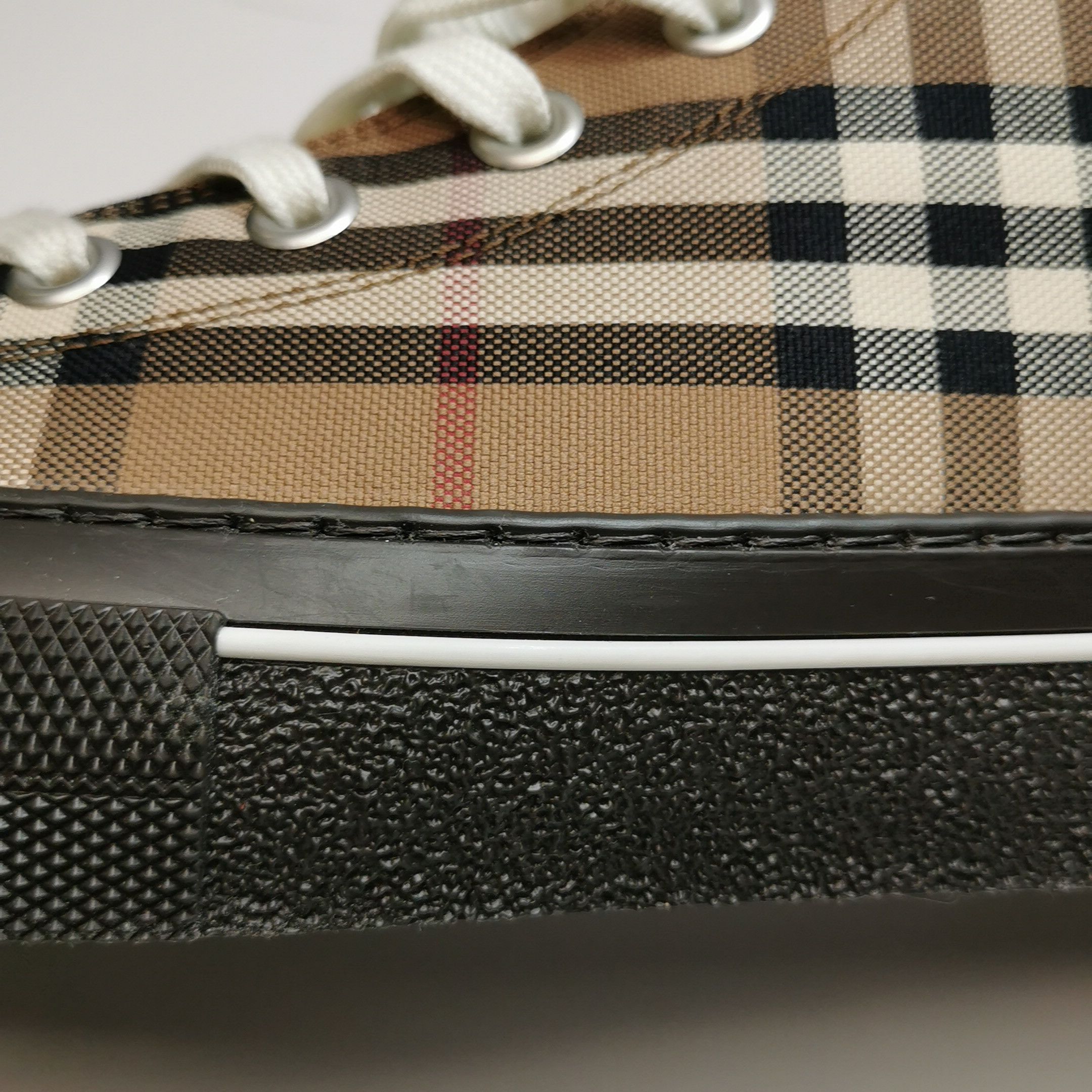 Burberry Burberry Vintage Check High-Top Sneakers 45 Size US 12 / EU 45 - 9 Thumbnail