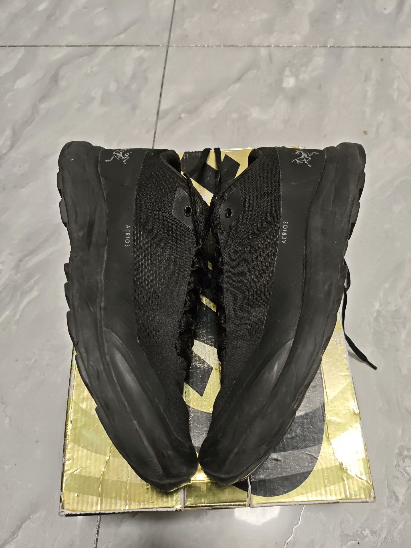Arc'teryx Arc'teryx Lightweight Black Lowtop Sneakers 10 Men Size US 10 / EU 43 - 3 Thumbnail