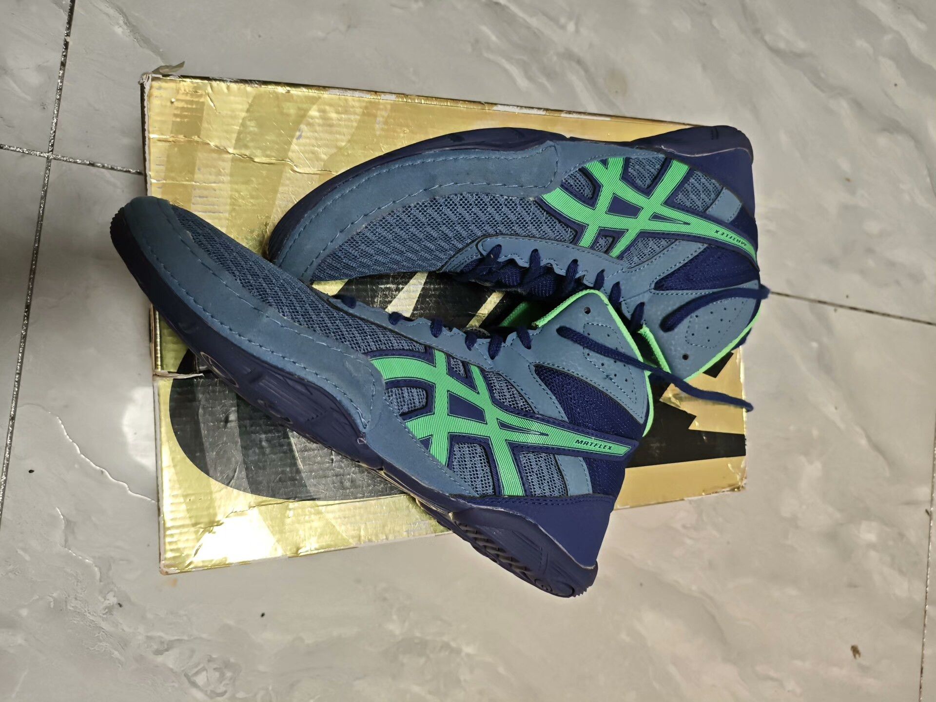 Asics Asics Green Lowtop Sneakers 9.5 Men Size US 9.5 / EU 42-43 - 3 Thumbnail