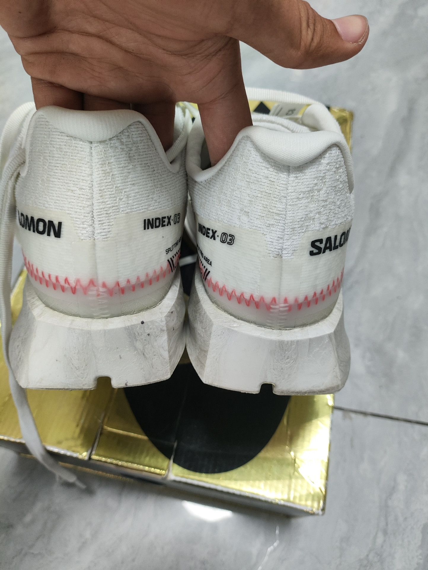 Salomon Salomon White Lowtop Sneakers 10 Men Size US 10 / EU 43 - 7 Thumbnail