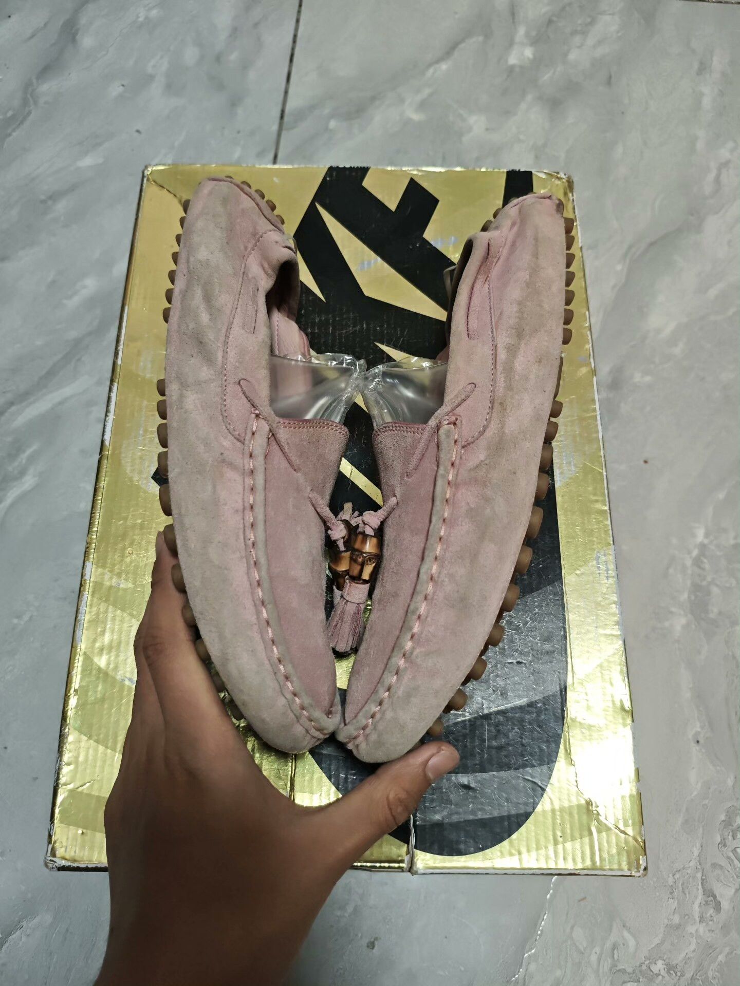 Gucci Gucci Suede Pink Lowtop Sneakers us_9 Women Size US 9 / IT 39 - 3 Thumbnail