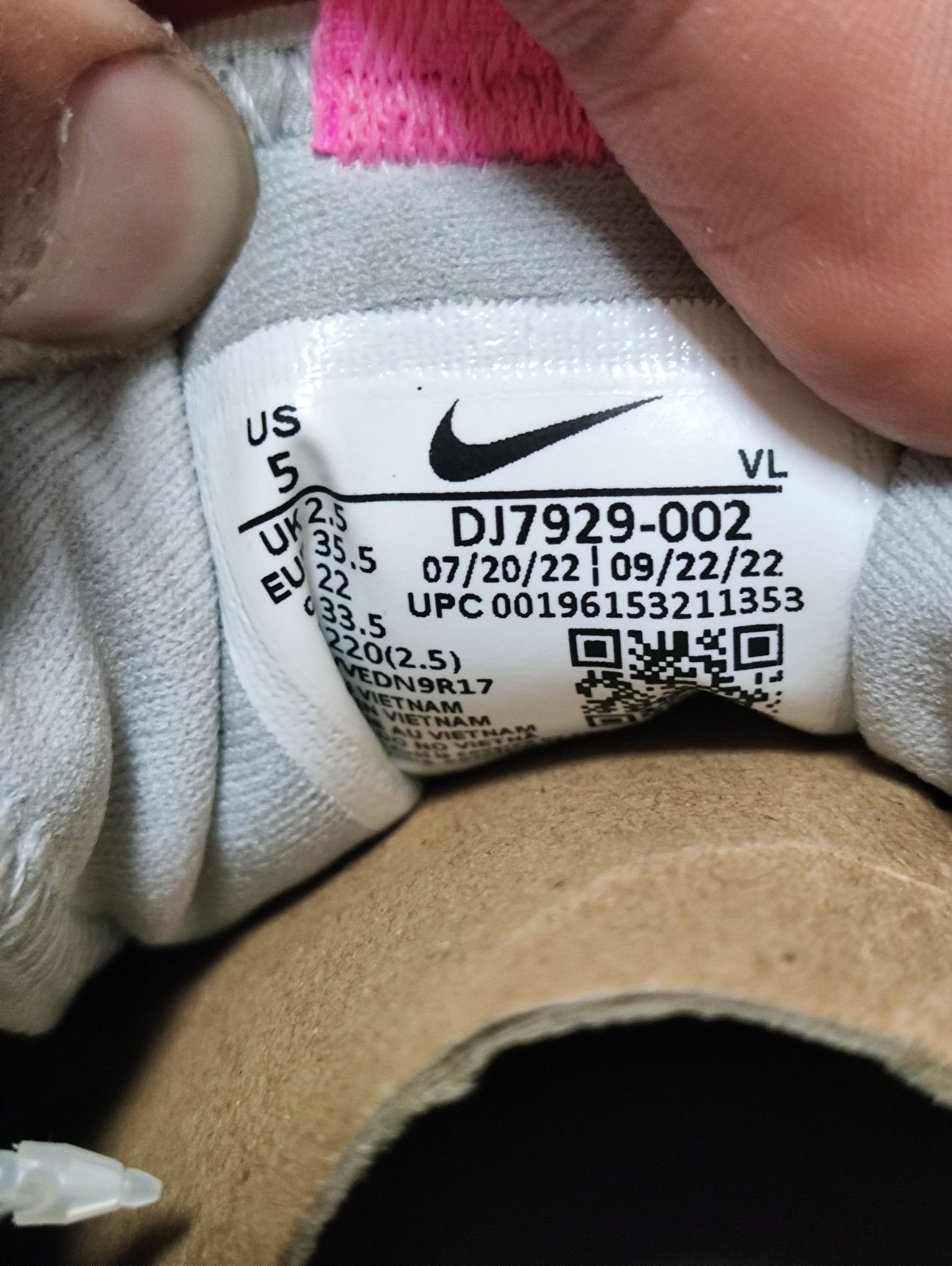 Nike Nike Gray Lowtop Sneakers us_5-5 Women Size US 5.5 / IT 35.5 - 7 Thumbnail
