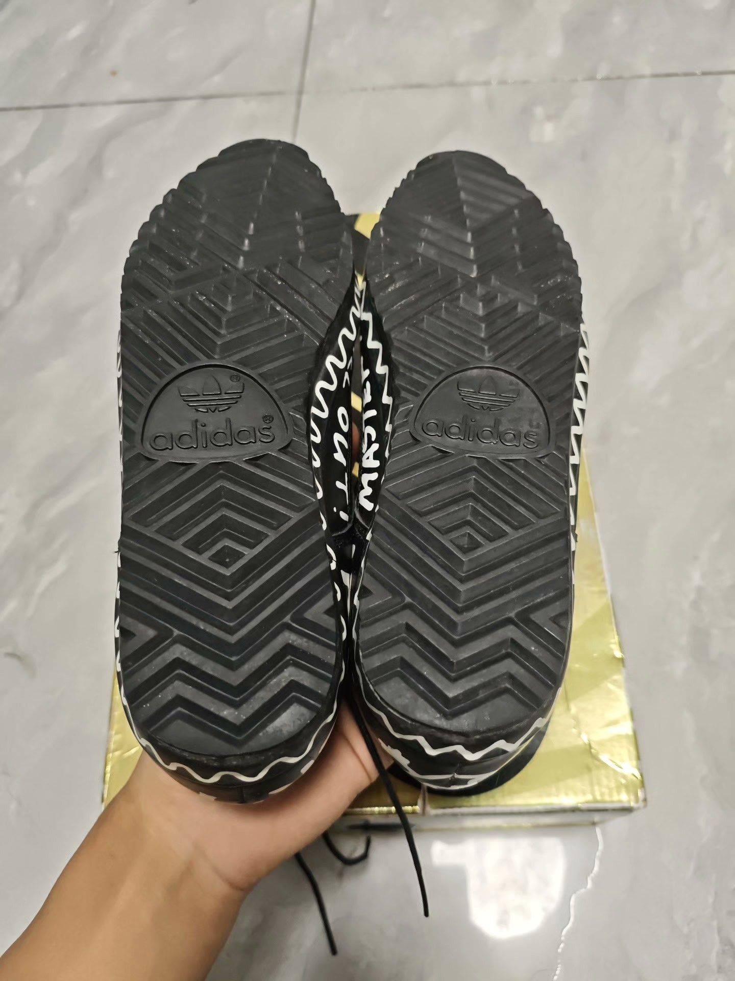 Adidas Adidas Lowtop Sneakers 5 Men Size US 5 / EU 37 - 6 Thumbnail