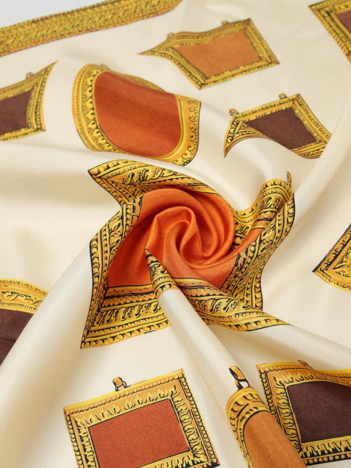 Versace Versace Neck Scarf Woman White Size ONE SIZE - 3 Thumbnail