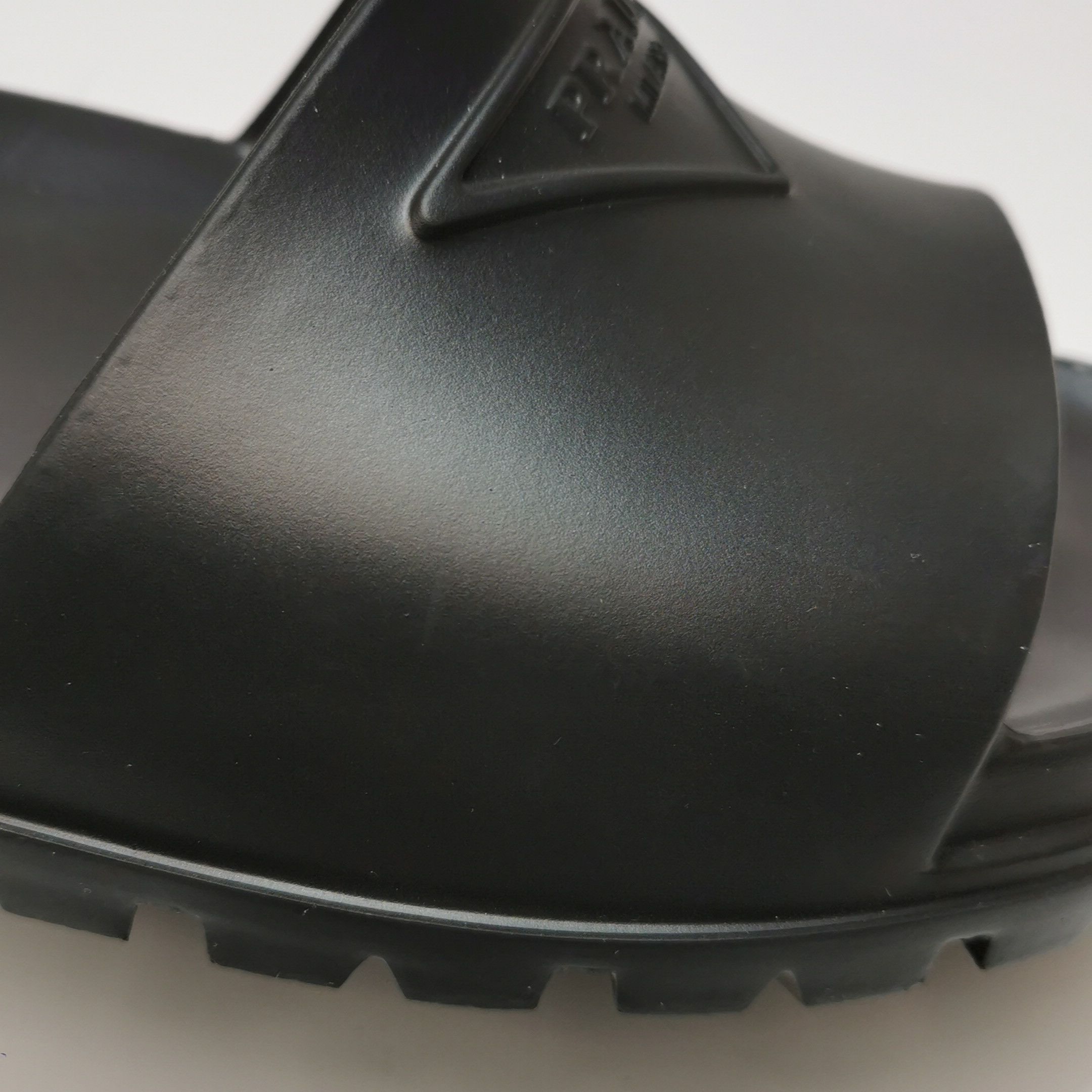 Prada Prada Triangle Logo Slides EU 39 Size US 6 / EU 39 - 13 Thumbnail