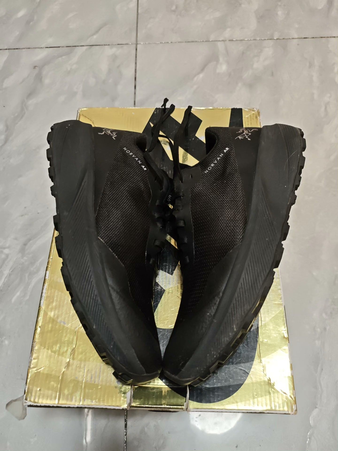 Arc'teryx Arc'teryx Black Lowtop Sneakers 10 Men Size US 10 / EU 43 - 3 Thumbnail