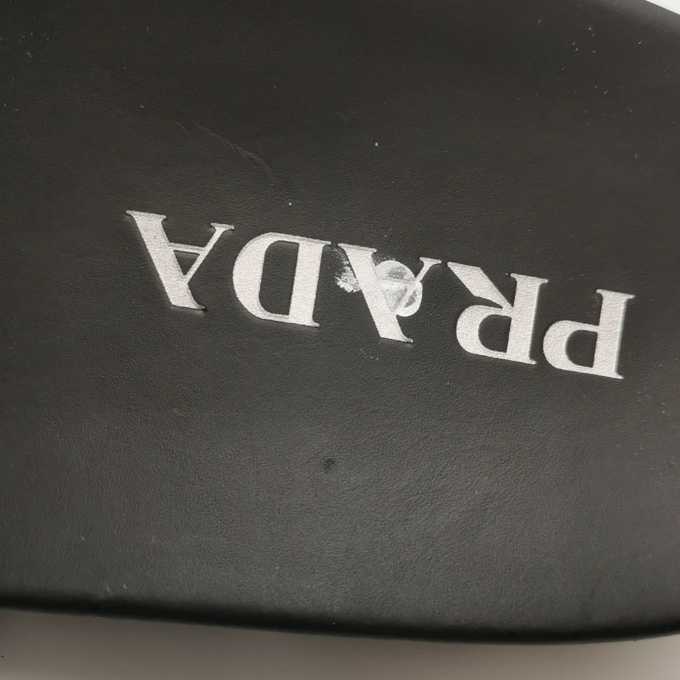 Prada Prada Triangle Logo Leather Slides 39 Size US 6 / EU 39 - 10 Thumbnail