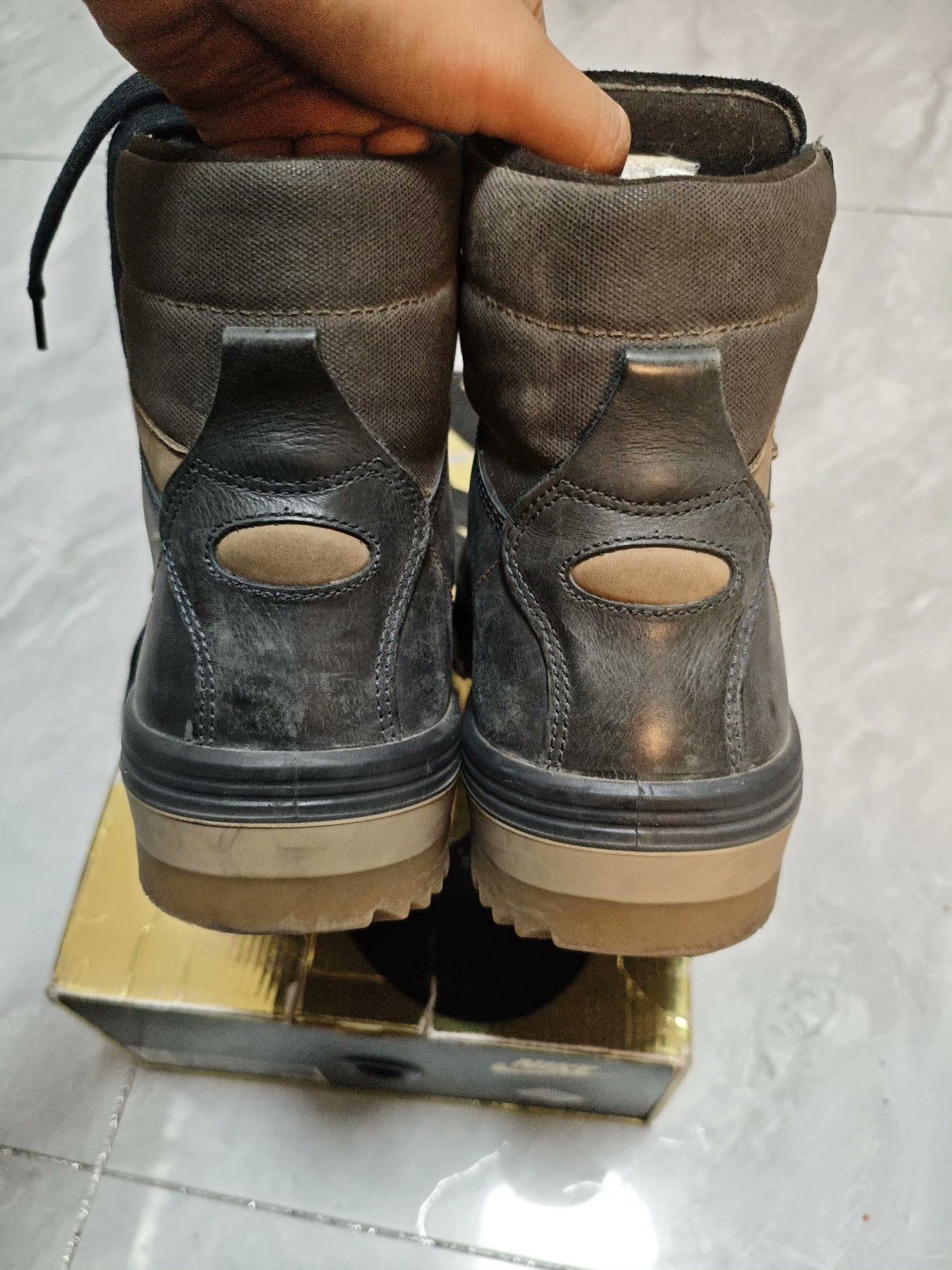 LOWA LOWA Hiking Lowtop Sneakers 10.5 Men Size US 10.5 / EU 43-44 - 7 Thumbnail