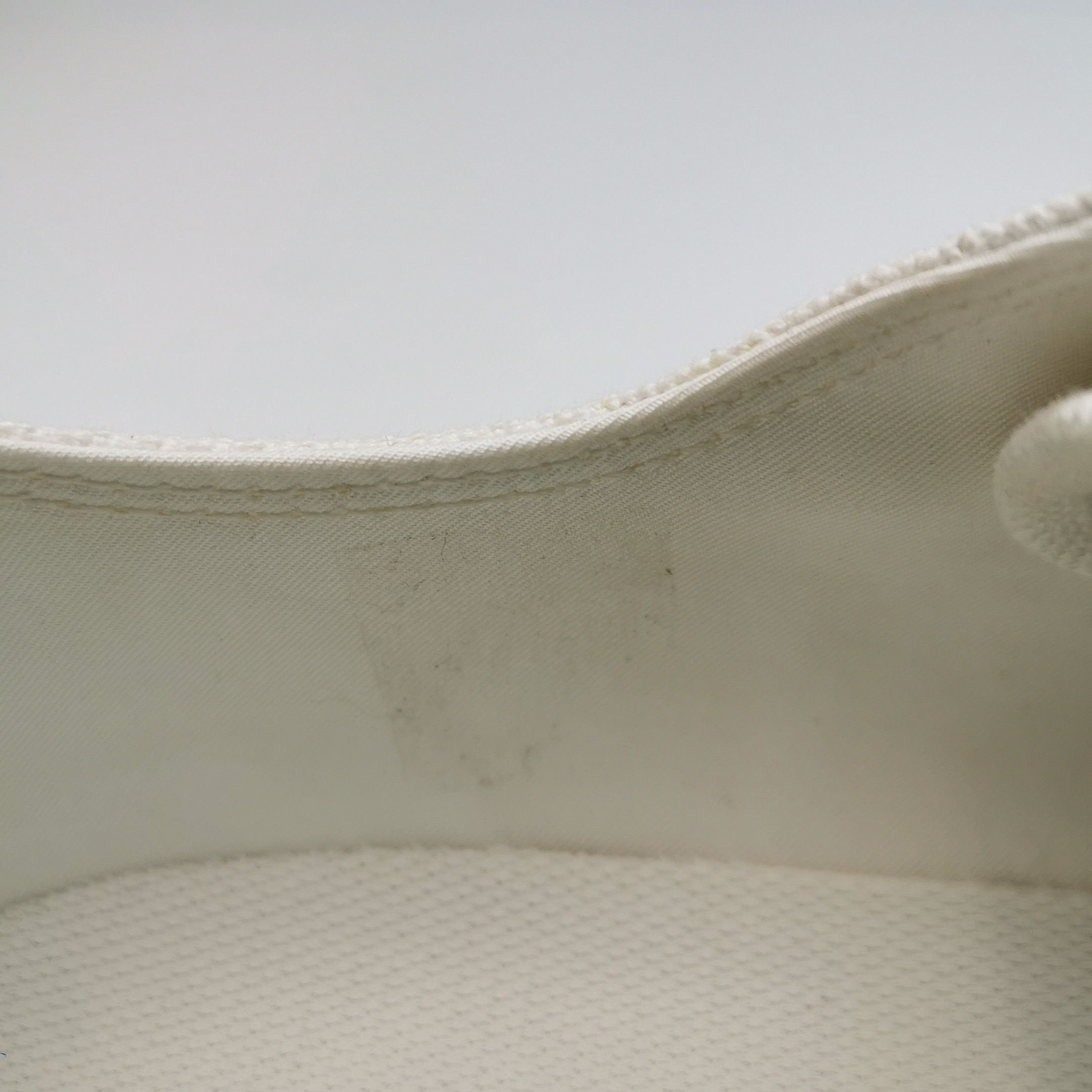Burberry Burberry Cage Buckle Canvas Sneakers 40 Size US 7 / EU 40 - 13 Thumbnail