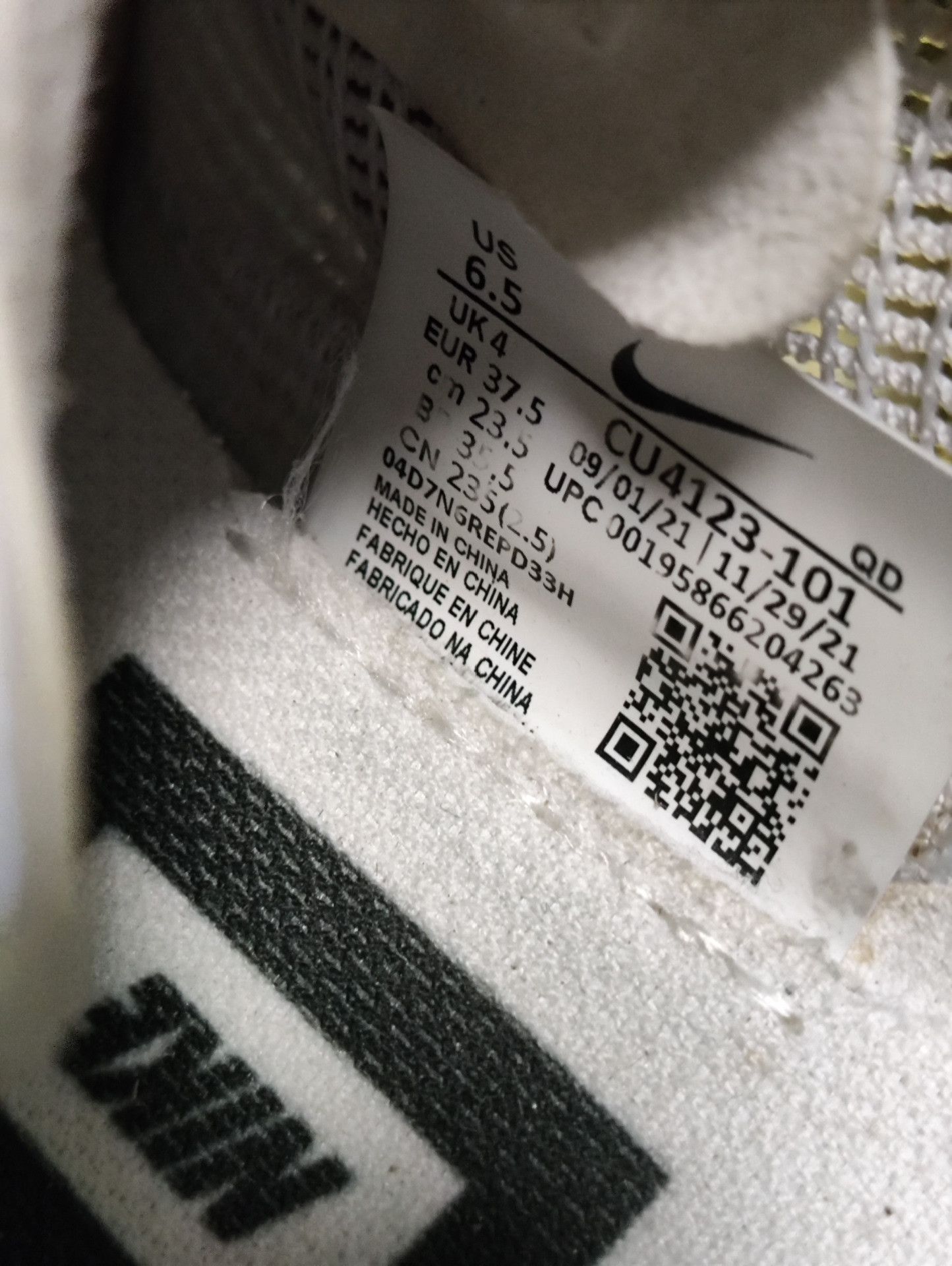 Nike Nike ZOOM White Lowtop Sneakers us_7-5 Women Size US 7.5 / IT 37.5 - 8 Thumbnail