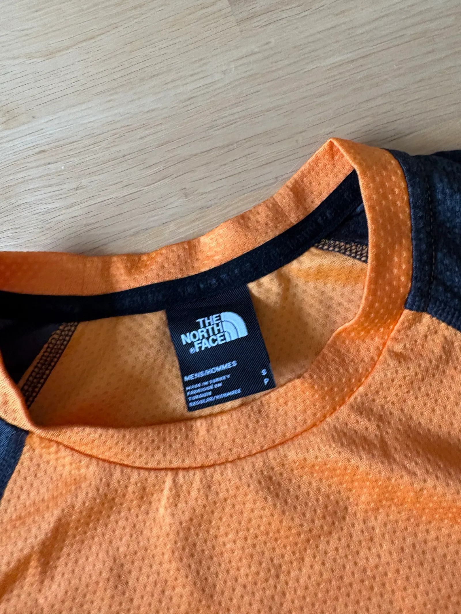 The North Face The North Face Short sleeve mesh tshirt Sweatshirt Size US S / EU 44-46 / 1 - 3 Thumbnail