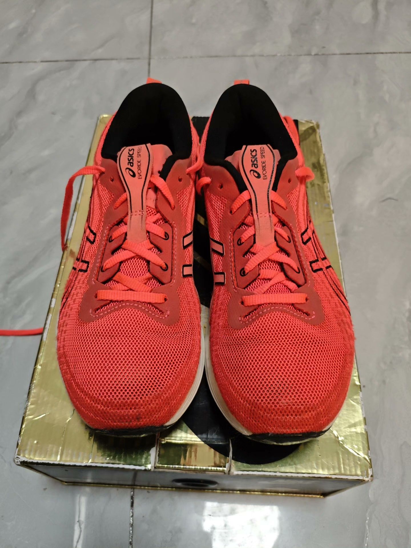 Asics Asics Red Lowtop Sneakers 9 Men Size US 9 / EU 42 - 2 Thumbnail