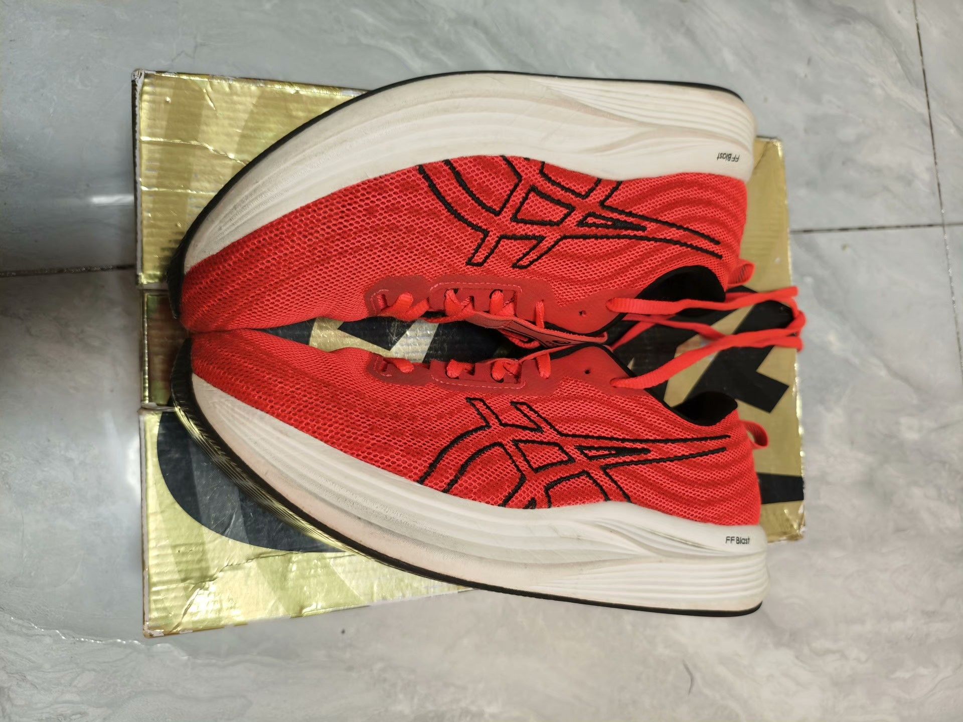 Asics Asics Red Lowtop Sneakers 9 Men Size US 9 / EU 42 - 3 Thumbnail