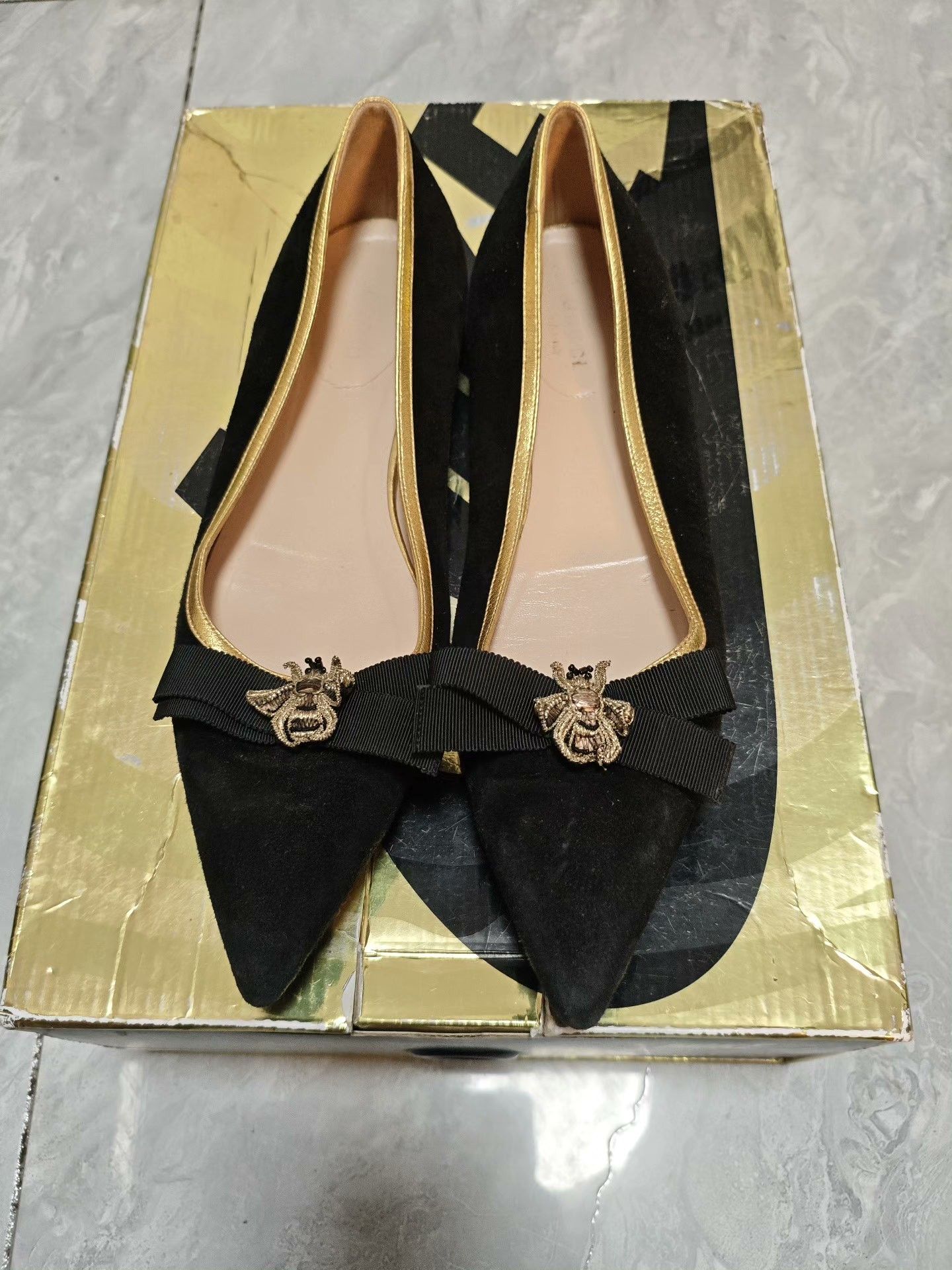 Gucci Gucci Velvet Black Lowtop Sneakers us_8 Women Size US 8 / IT 38 - 2 Thumbnail