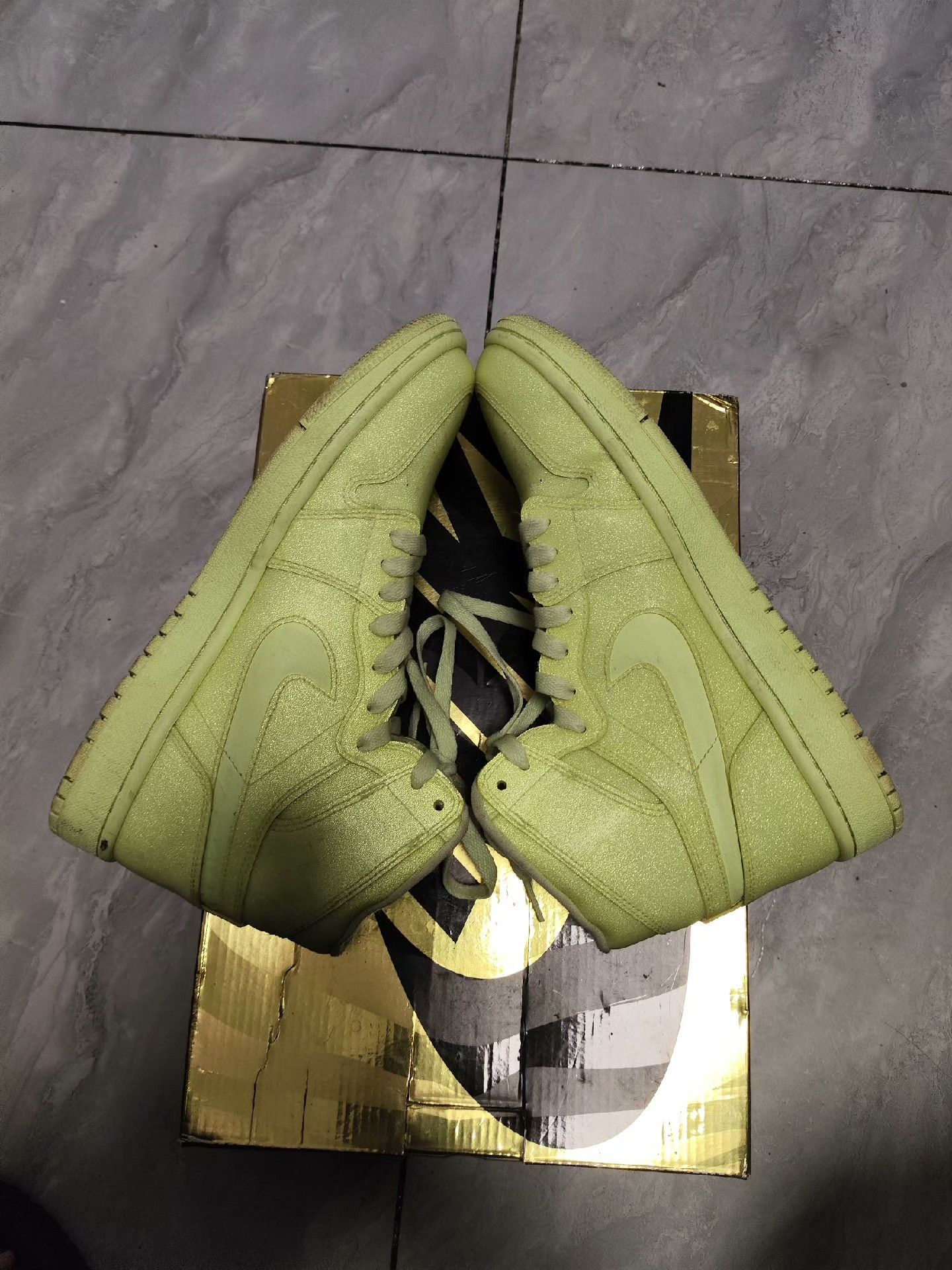 Nike Nike Green Lowtop Sneakers 6 Men Size US 6 / EU 39 - 4 Thumbnail