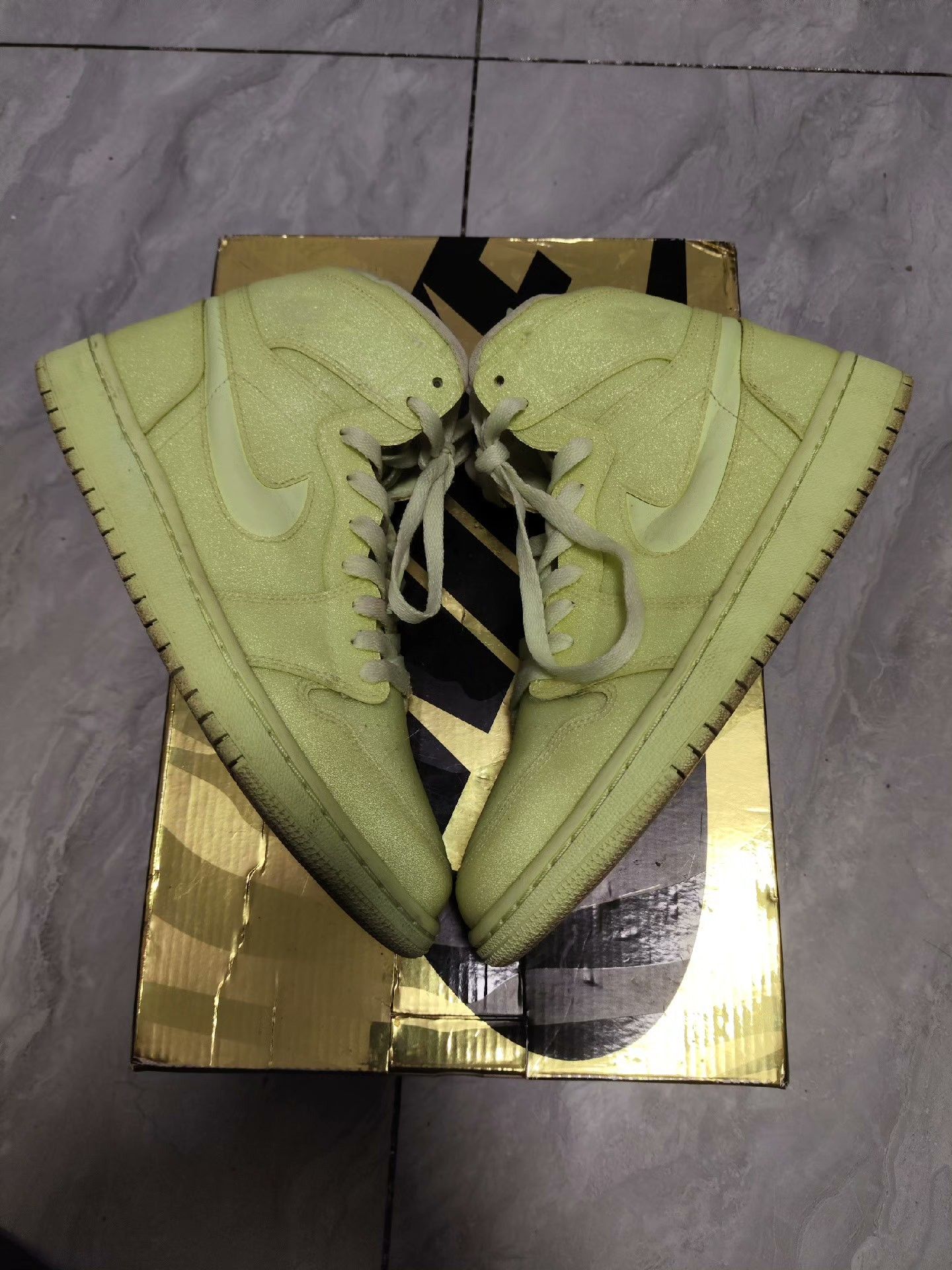 Nike Nike Green Lowtop Sneakers 6 Men Size US 6 / EU 39 - 3 Thumbnail