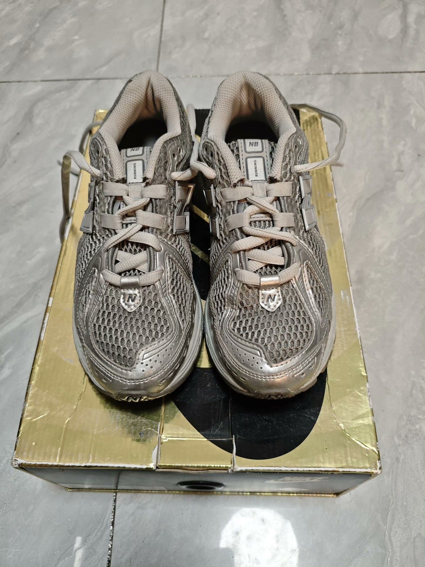 New Balance New Balance Techwear Silver Lowtop Sneakers 5 Men Size US 5 / EU 37 - 2 Thumbnail