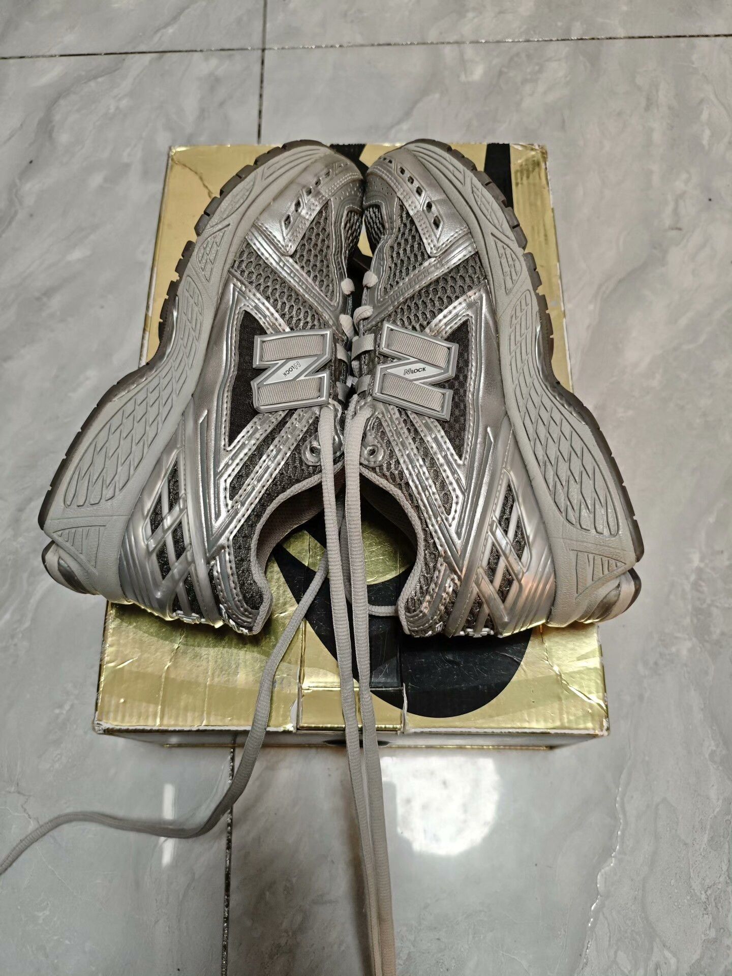 New Balance New Balance Techwear Silver Lowtop Sneakers 5 Men Size US 5 / EU 37 - 4 Thumbnail