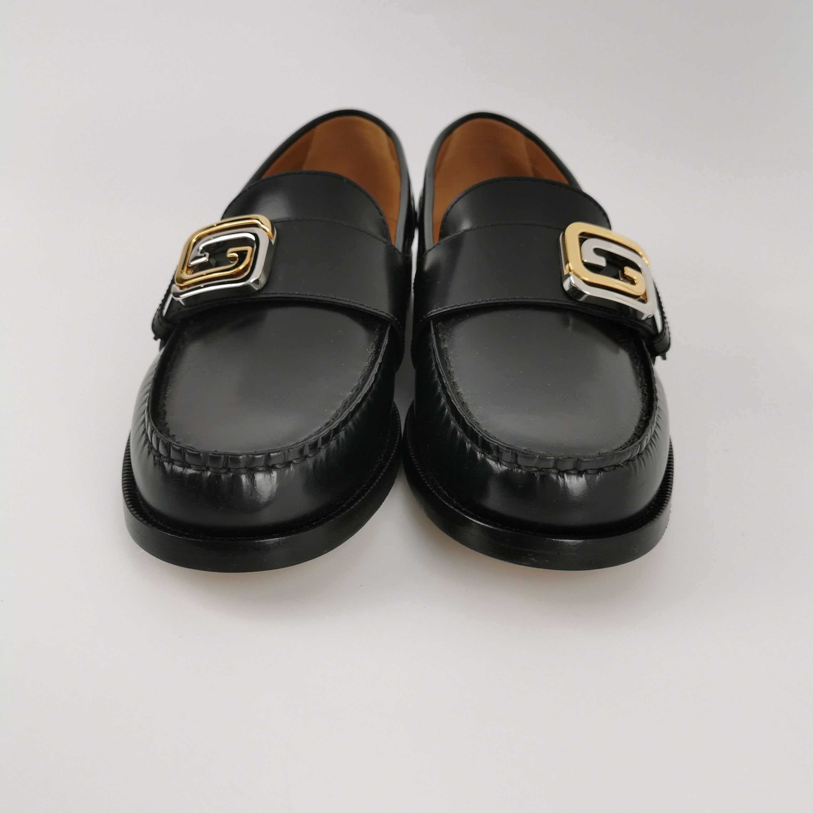 Gucci Gucci Double G Leather Loafers Size 39.5 Size US 6 / EU 39 - 4 Thumbnail