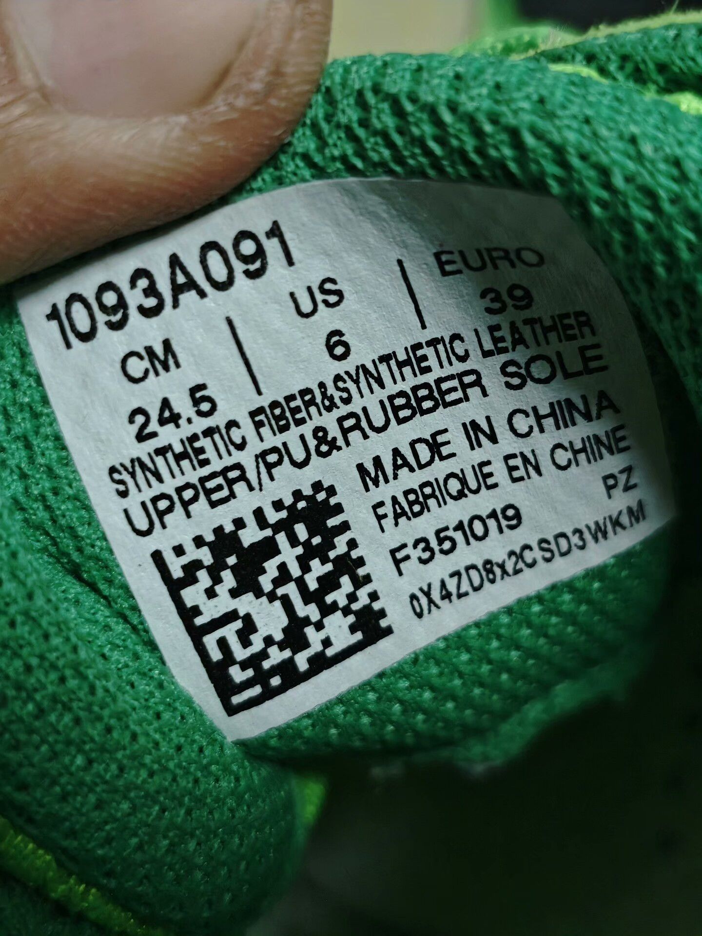 Asics Asics Running Green Lowtop Sneakers 6 Men Size US 6 / EU 39 - 7 Thumbnail