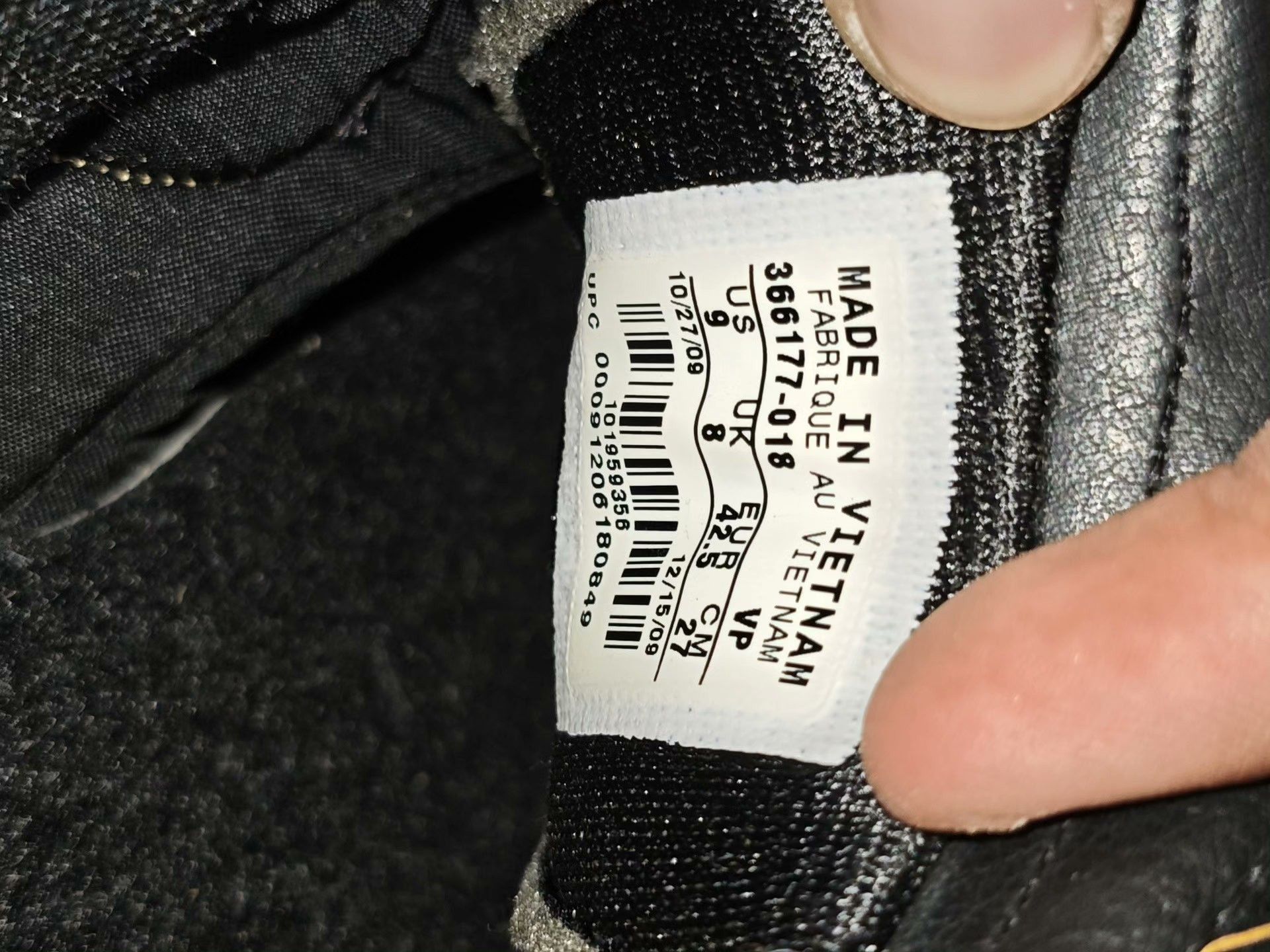Nike Nike Black Lowtop Sneakers 9.5 Men Size US 9.5 / EU 42-43 - 8 Thumbnail