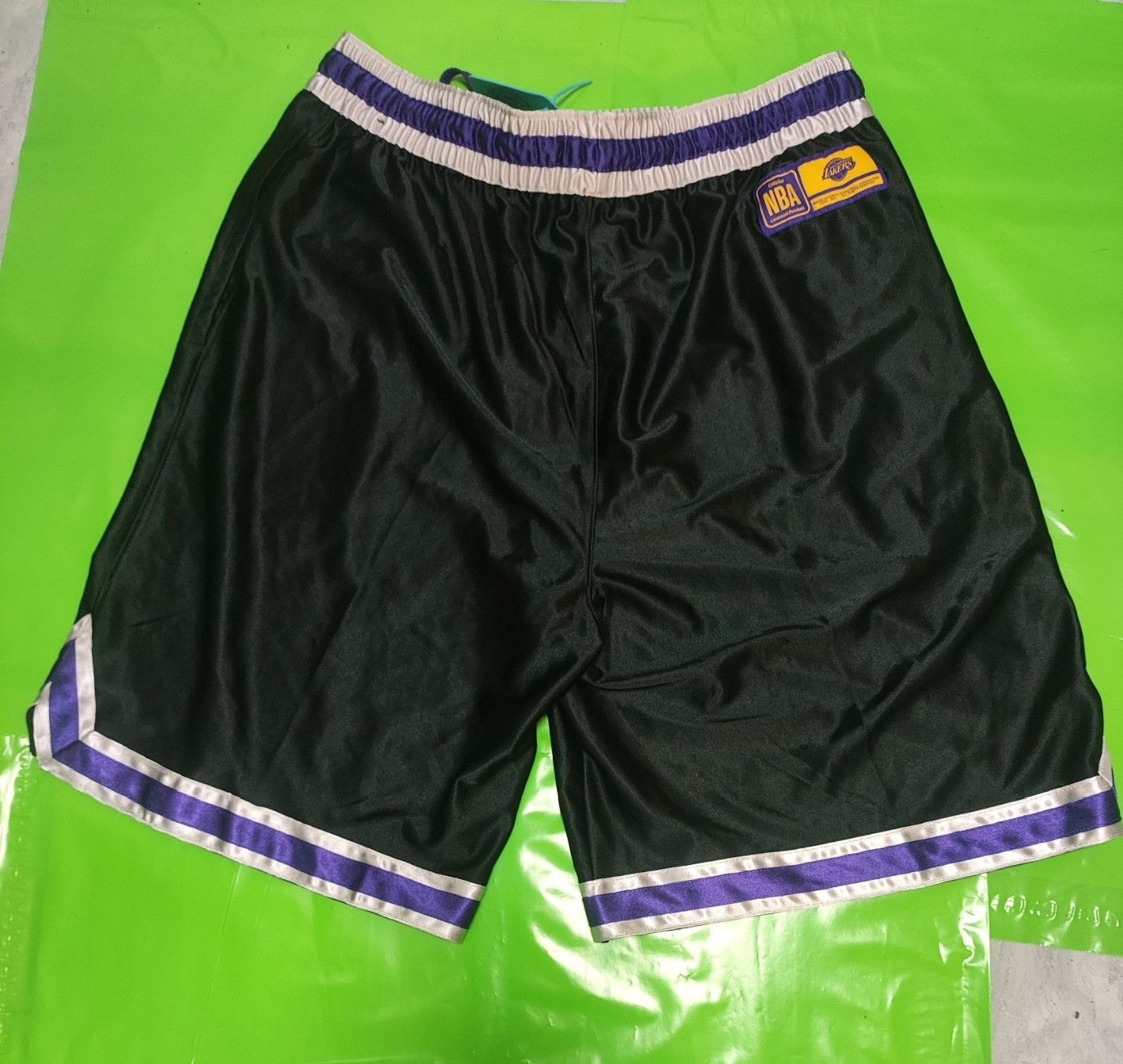 Nike Nike Training Purple Shorts 40 Men Size US 40 / EU 56 - 2 Thumbnail