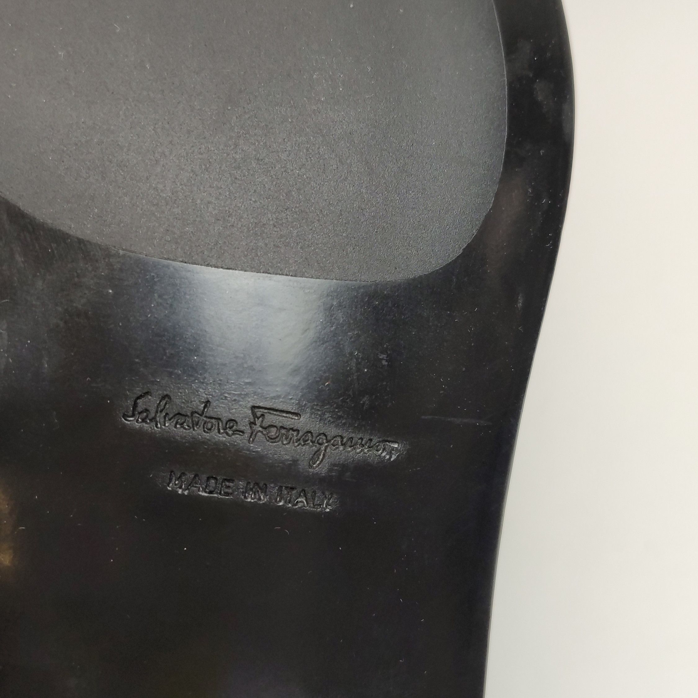 Salvatore Ferragamo Salvatore Ferragamo Gancini Leather Loafers EU 41.5 Size US 8 / EU 41 - 9 Thumbnail