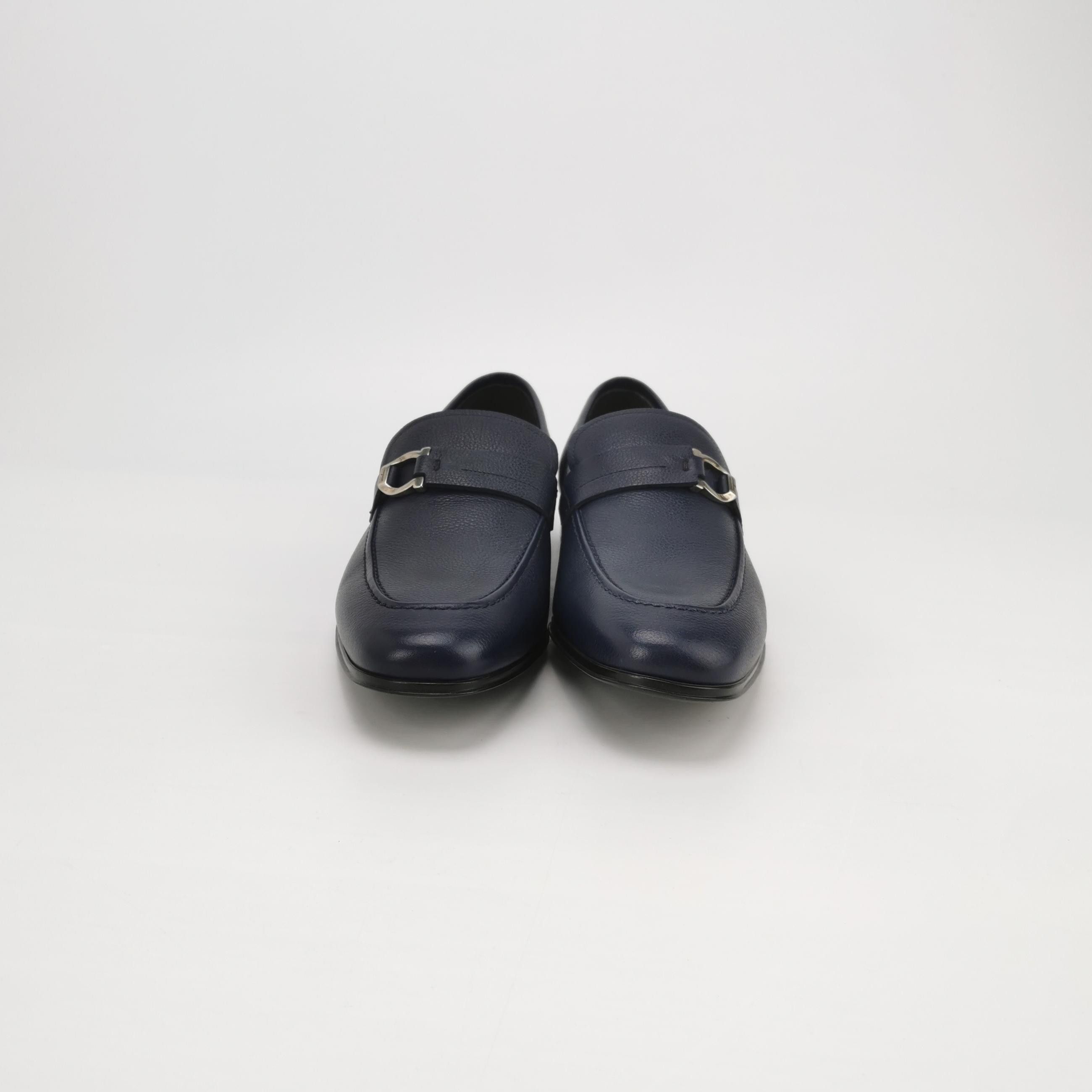 Salvatore Ferragamo Salvatore Ferragamo Gancini Leather Loafers EU 41.5 Size US 8 / EU 41 - 4 Thumbnail