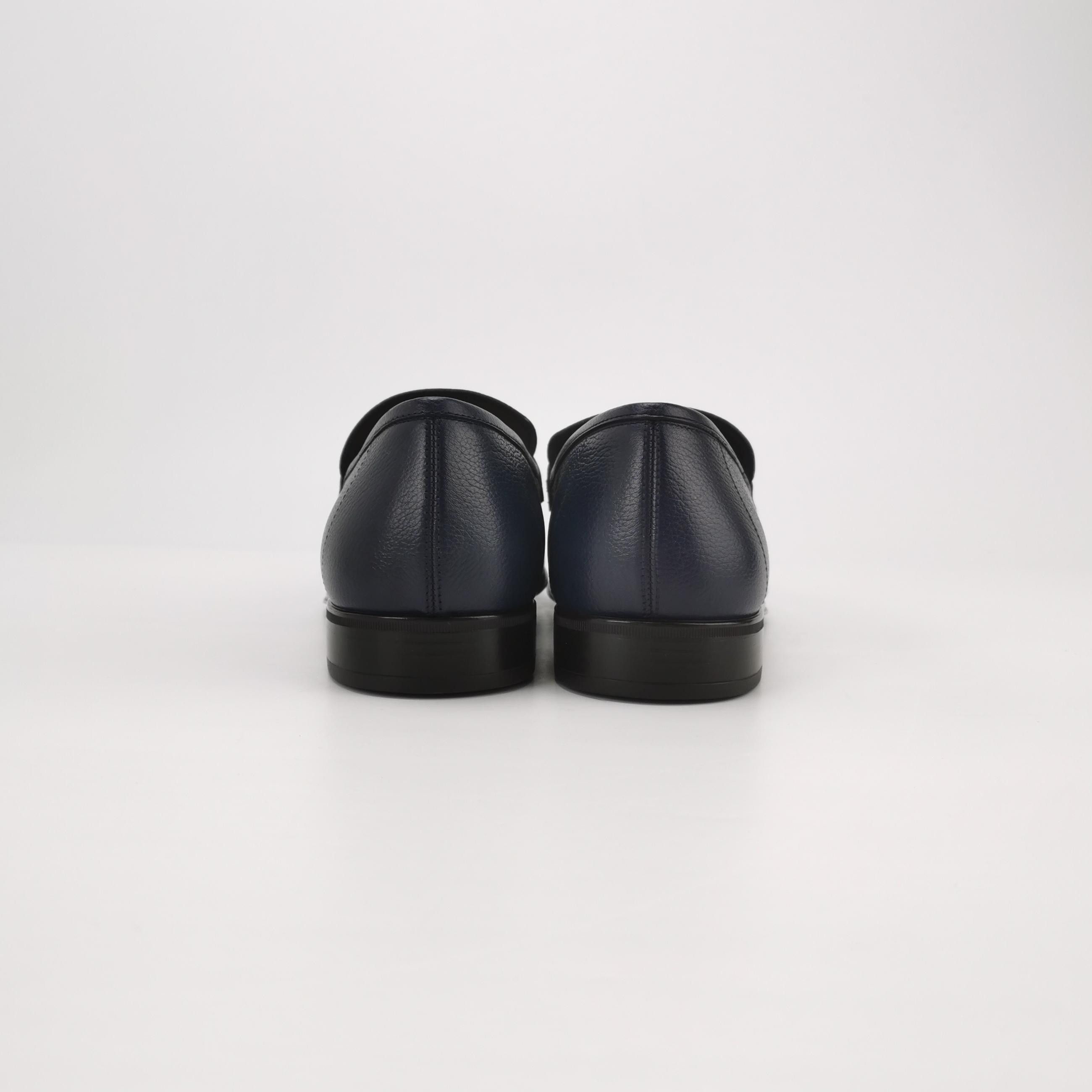 Salvatore Ferragamo Salvatore Ferragamo Gancini Leather Loafers EU 41.5 Size US 8 / EU 41 - 5 Thumbnail