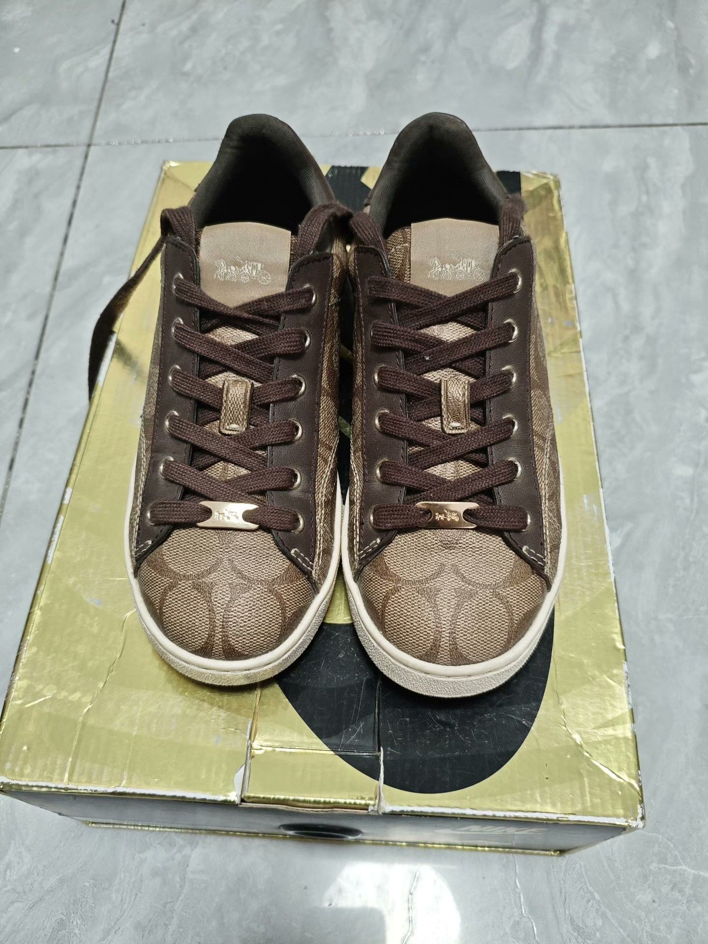 Coach Coach Leather Brown Lowtop Sneakers us_6-5 Women Size US 6.5 / IT 36.5 - 2 Thumbnail