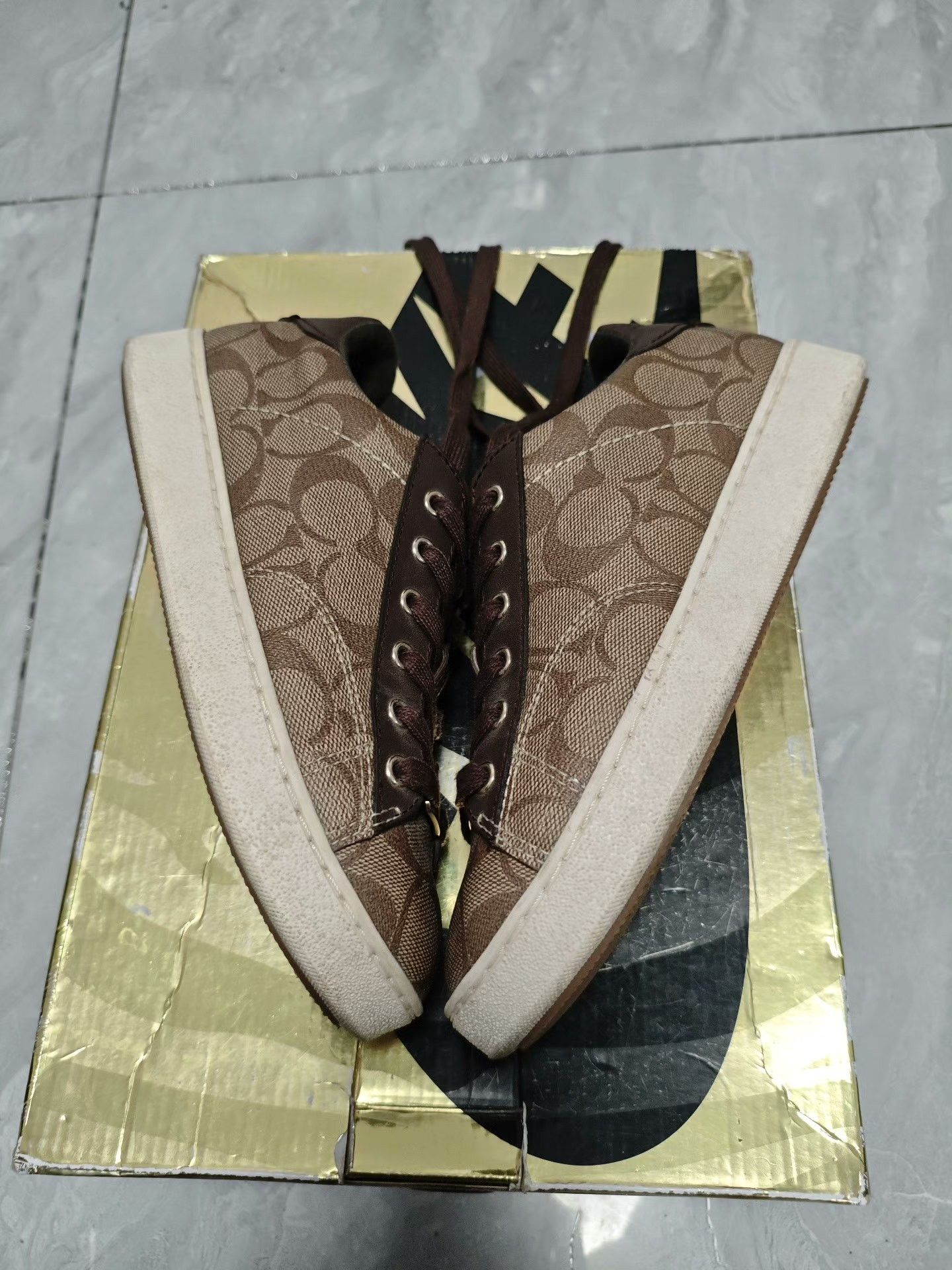 Coach Coach Leather Brown Lowtop Sneakers us_6-5 Women Size US 6.5 / IT 36.5 - 3 Thumbnail
