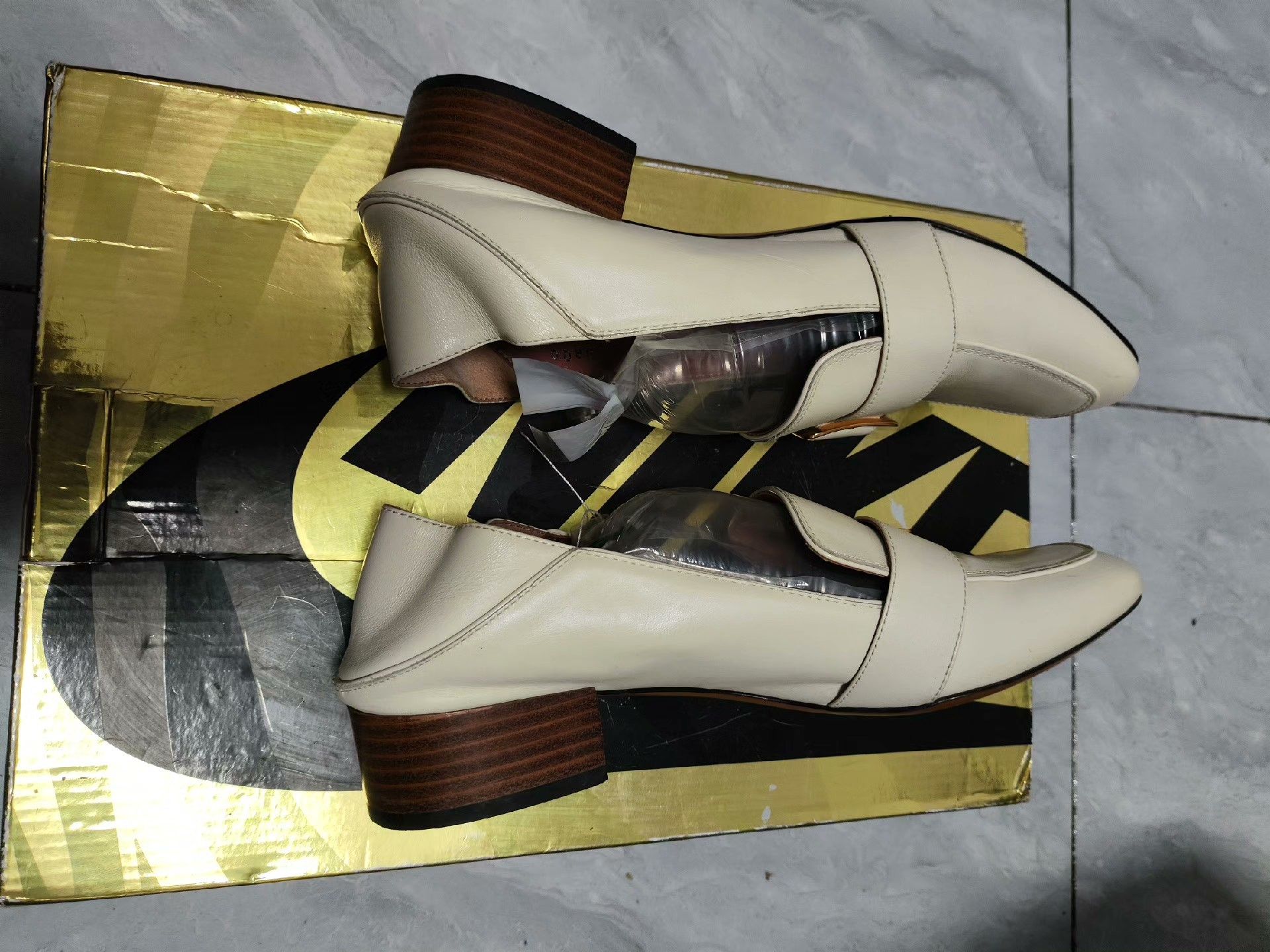 Bally Bally White Sandals us_8 Women Size US 8 / IT 38 - 4 Thumbnail