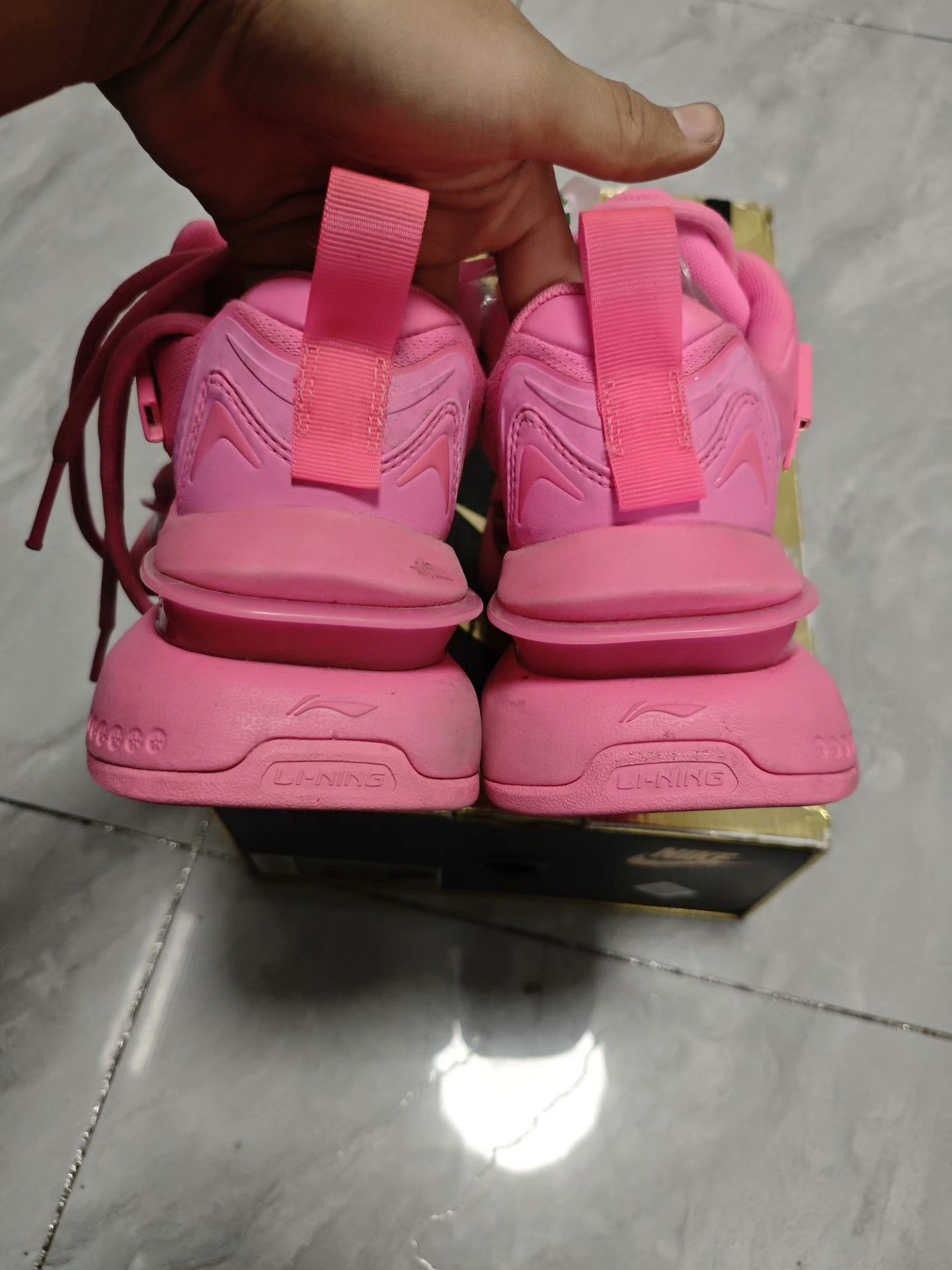 Li-Ning Li-Ning Pink Lowtop Sneakers us_6 Women Size US 6 / IT 36 - 8 Thumbnail