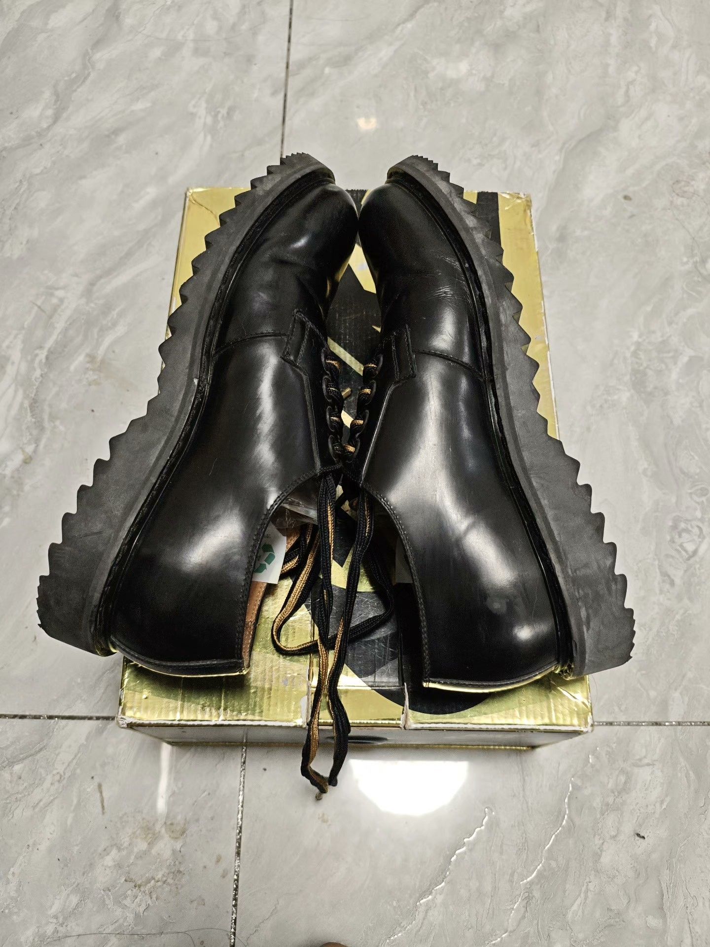 Marc Jacobs Marc Jacobs Formal Lowtop Sneakers 7 Men Size US 7 / EU 40 - 4 Thumbnail