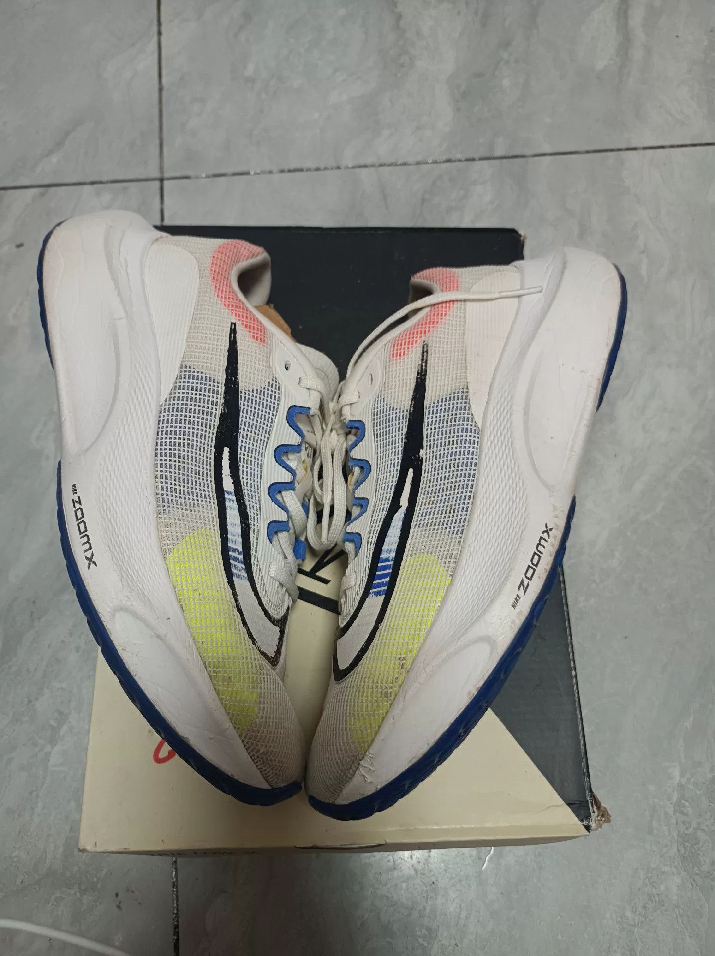 Nike Nike ZOOM Multi Lowtop Sneakers 9 Men Size US 9 / EU 42 - 3 Thumbnail