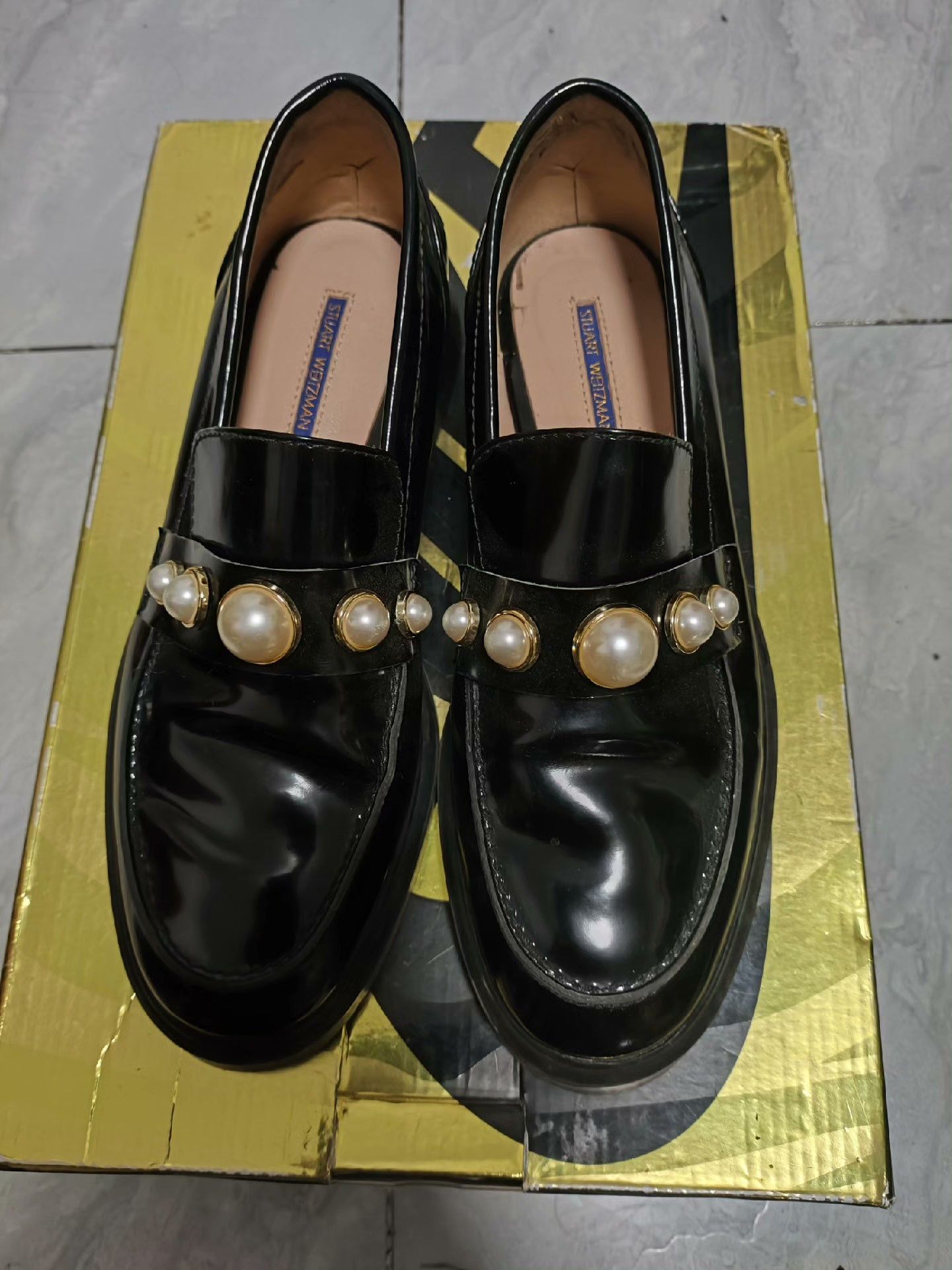 Stuart Weitzman Stuart Weitzman Patent Lowtop Sneakers us_7 Women Size US 7 / IT 37 - 2 Thumbnail
