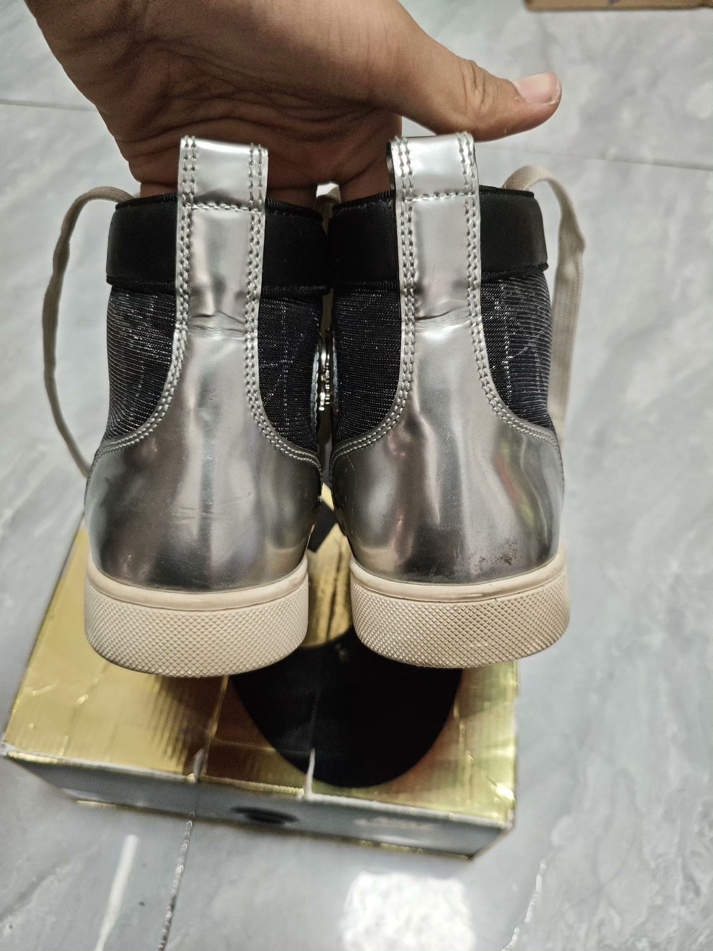 Christian Louboutin Christian Louboutin Leather Red Hitop Sneakers us_6 Women Size US 6 / IT 36 - 4 Thumbnail