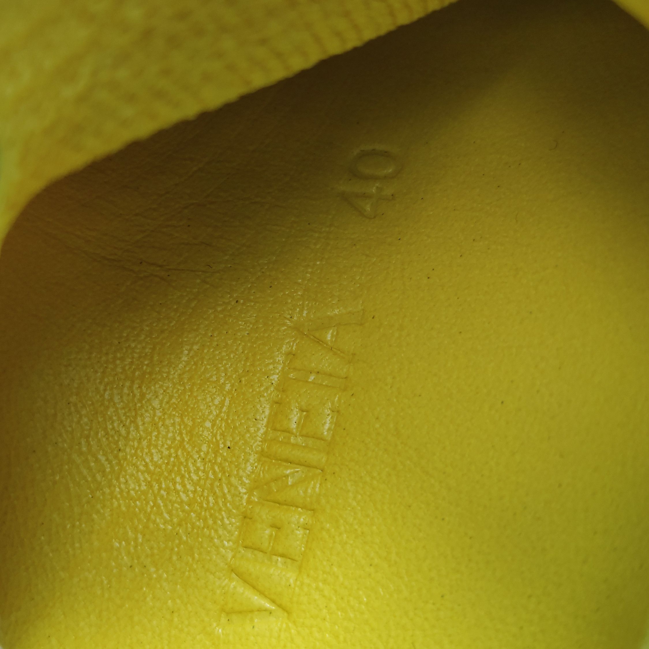 Bottega Veneta Bottega Veneta Colorblock Vibram Sneakers Size 40 Size US 7 / EU 40 - 9 Thumbnail